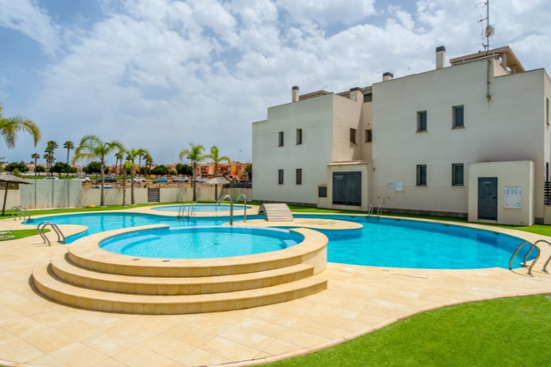 Återförsäljning - Bungalow -
Torrevieja - Costa Blanca