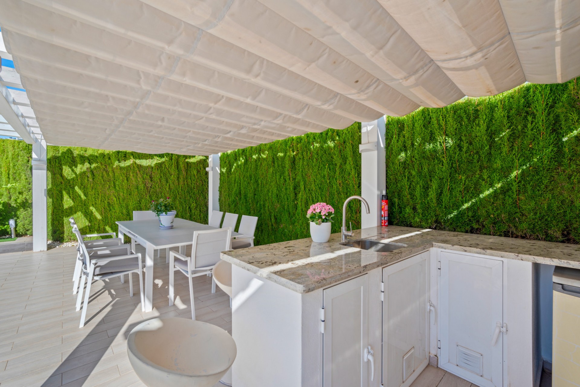 Återförsäljning - Bungalow -
Torrevieja - Costa Blanca