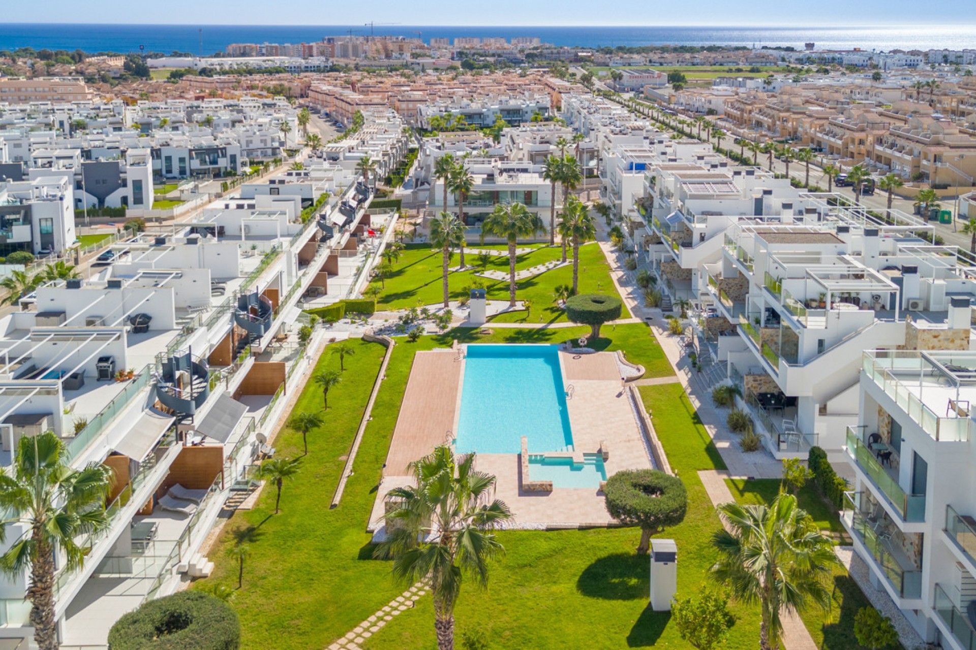 Återförsäljning - Bungalow -
Torrevieja - Costa Blanca
