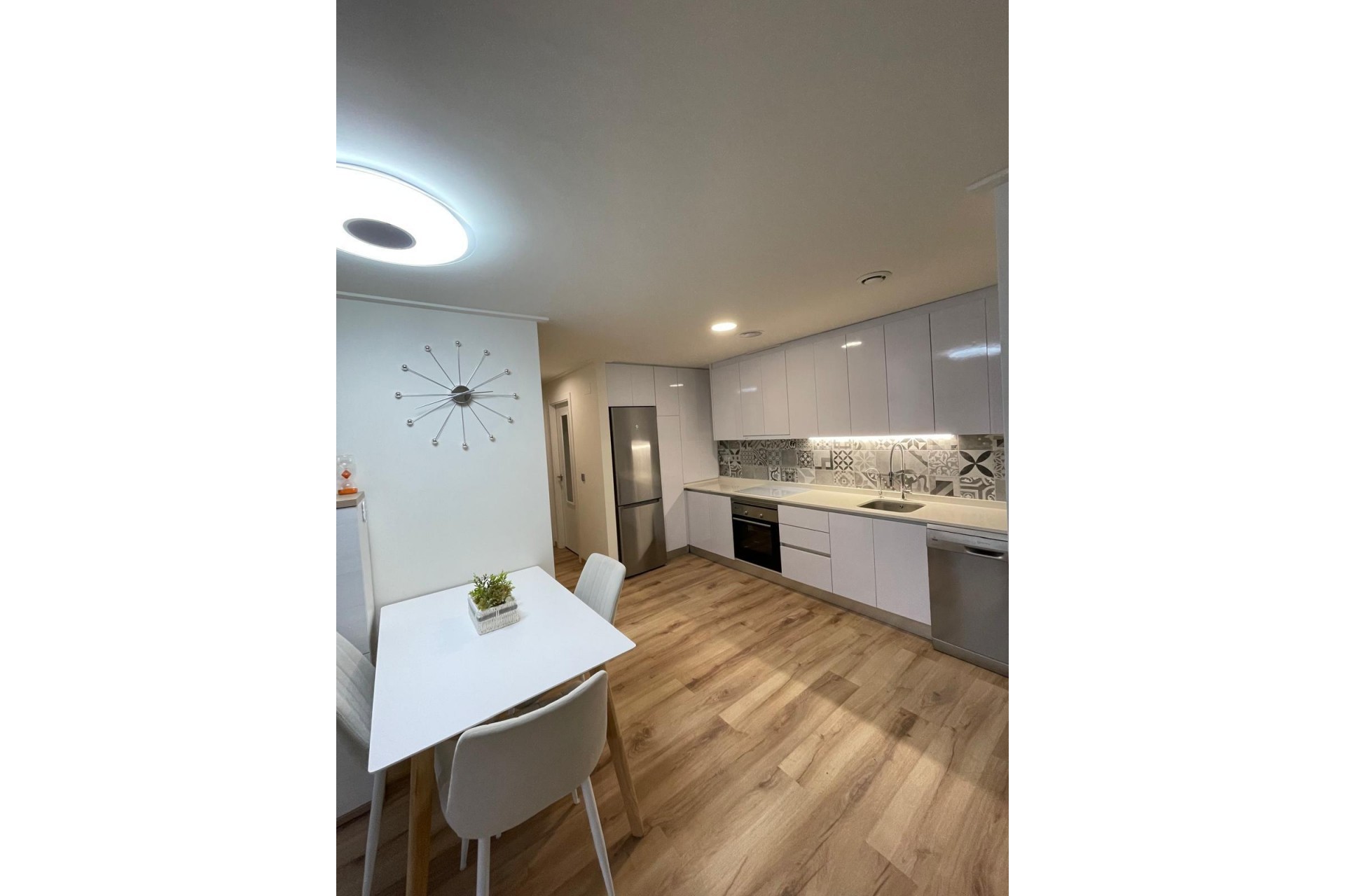 Återförsäljning - Bungalow -
Torrevieja - Costa Blanca