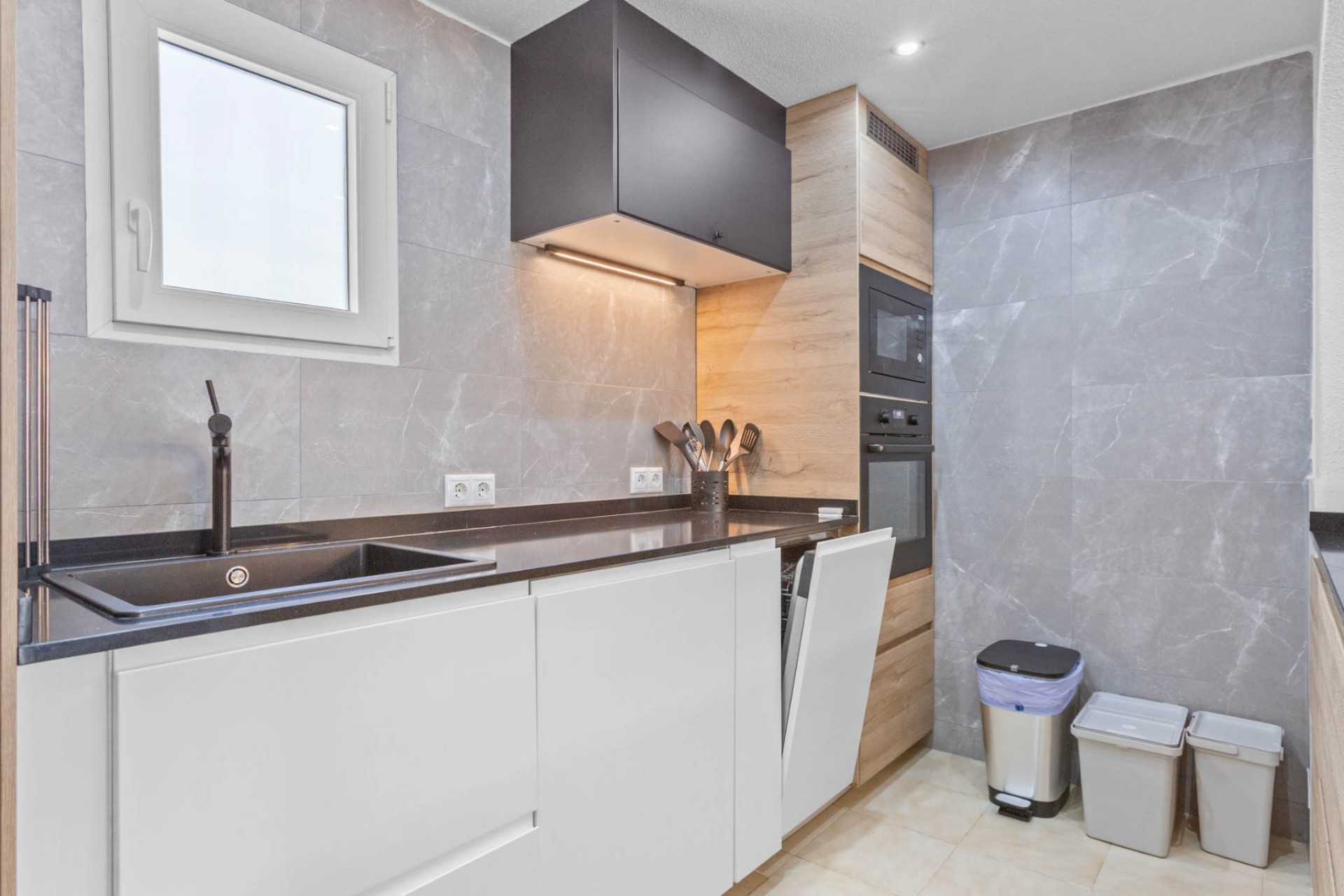 Återförsäljning - Bungalow -
Torrevieja - Costa Blanca