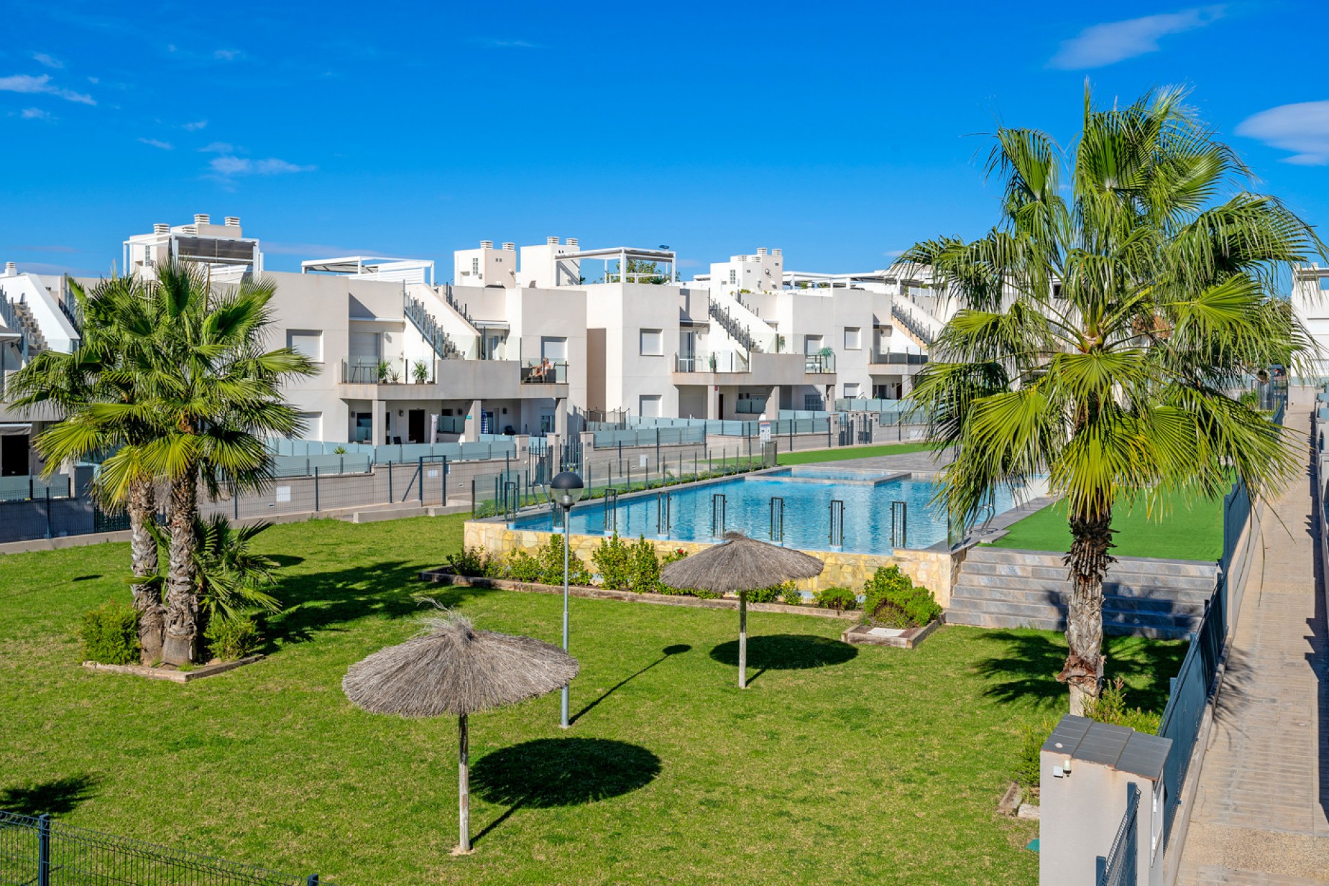 Återförsäljning - Bungalow -
Torrevieja - Costa Blanca
