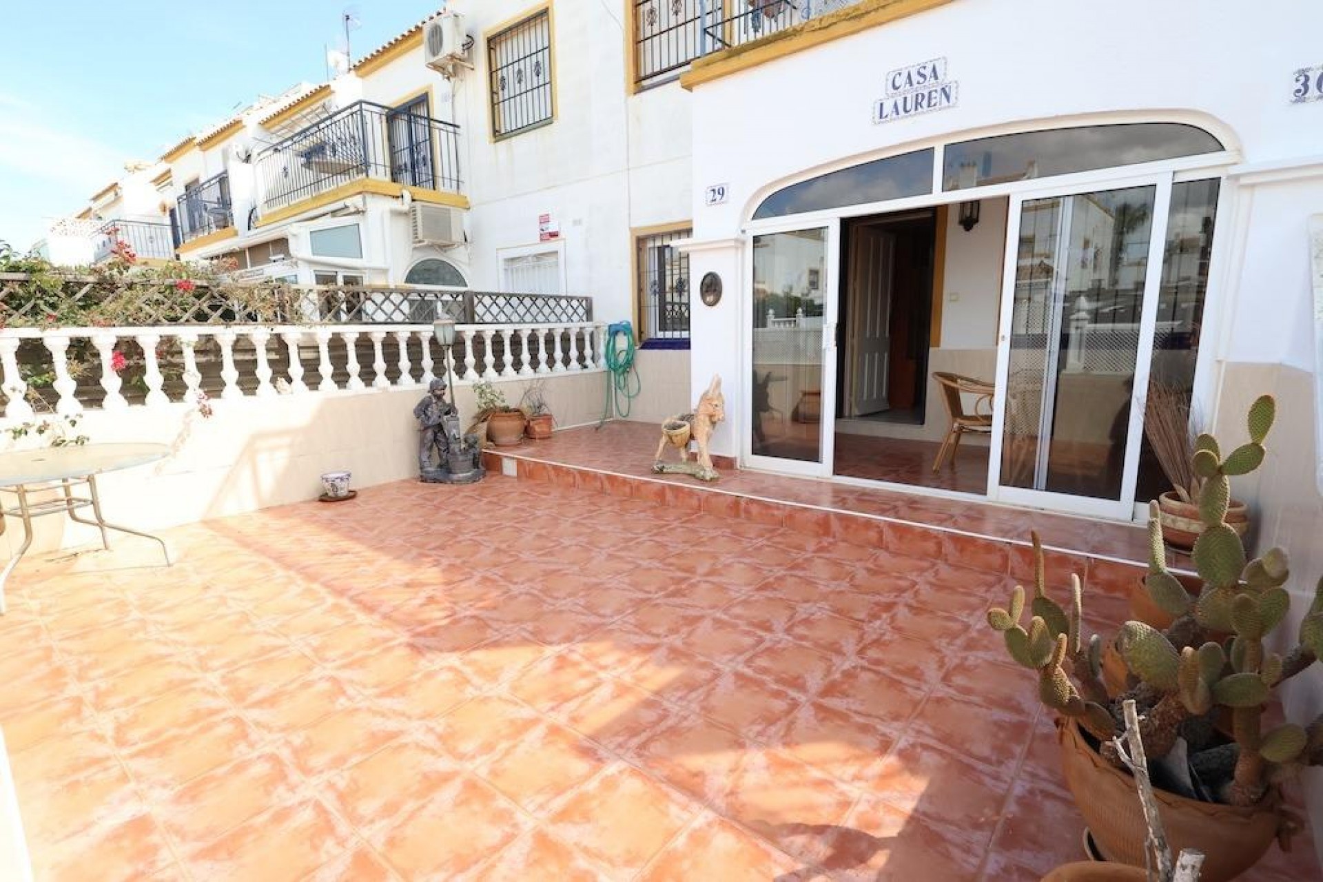 Återförsäljning - Bungalow -
Torrevieja - Costa Blanca