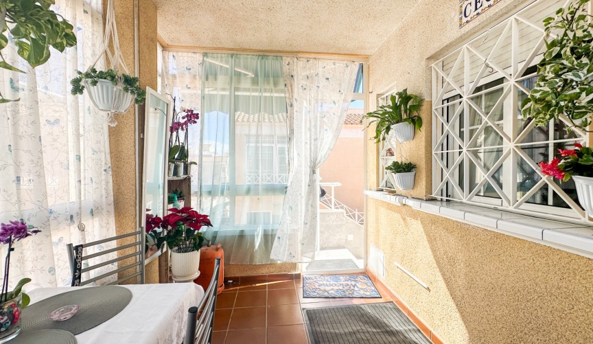 Återförsäljning - Bungalow -
Torrevieja - Costa Blanca