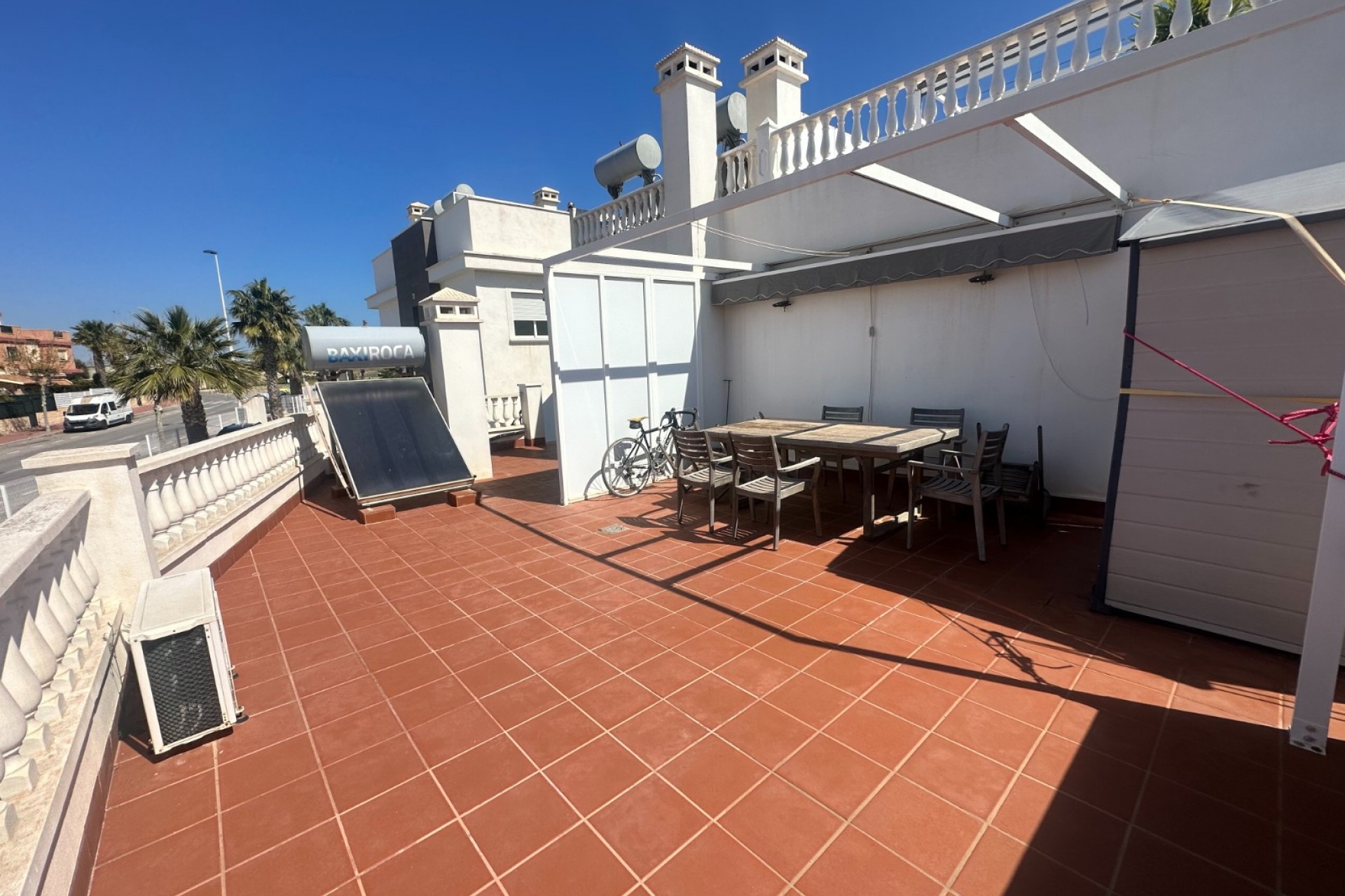 Återförsäljning - Bungalow -
Torrevieja - Costa Blanca