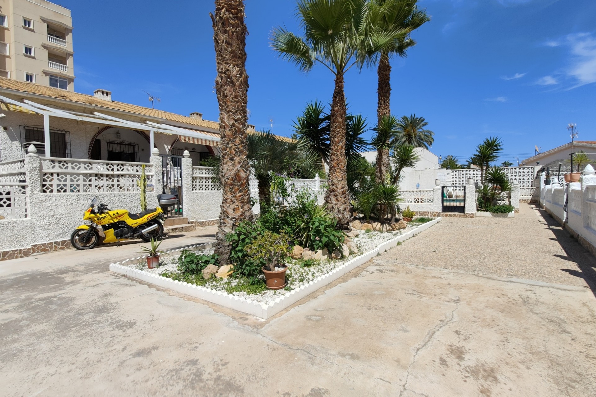 Återförsäljning - Bungalow -
Torrevieja - Costa Blanca