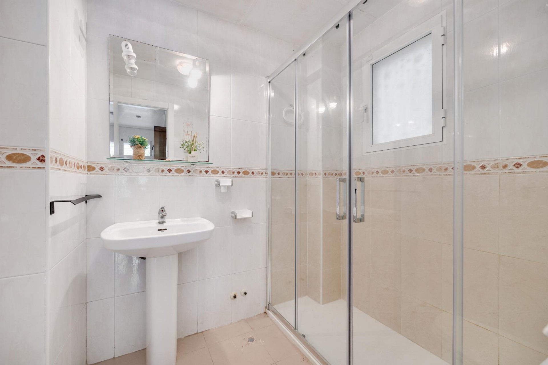 Återförsäljning - Bungalow -
Torrevieja - Costa Blanca