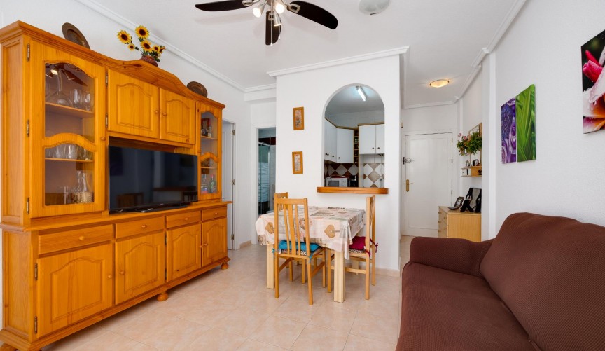 Återförsäljning - Bungalow -
Torrevieja - Costa Blanca