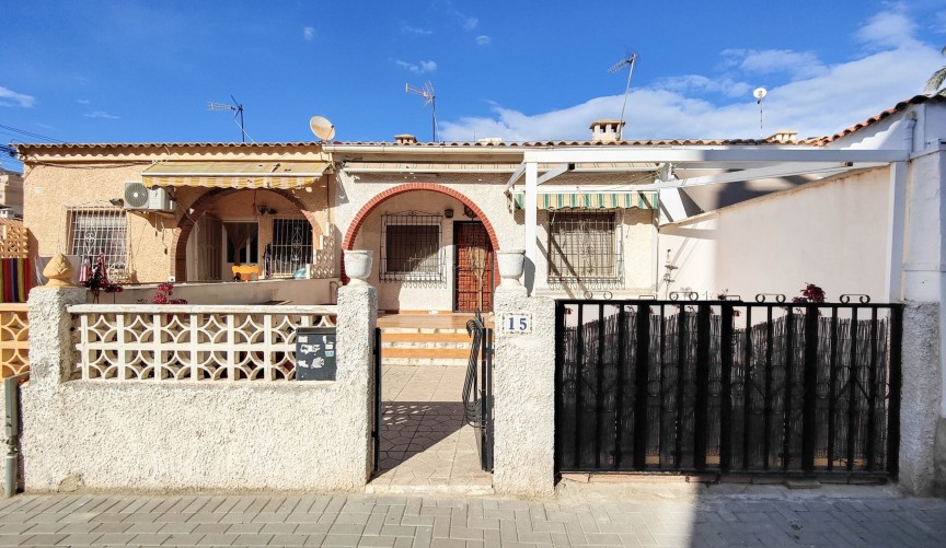 Återförsäljning - Bungalow -
Torrevieja - Costa Blanca