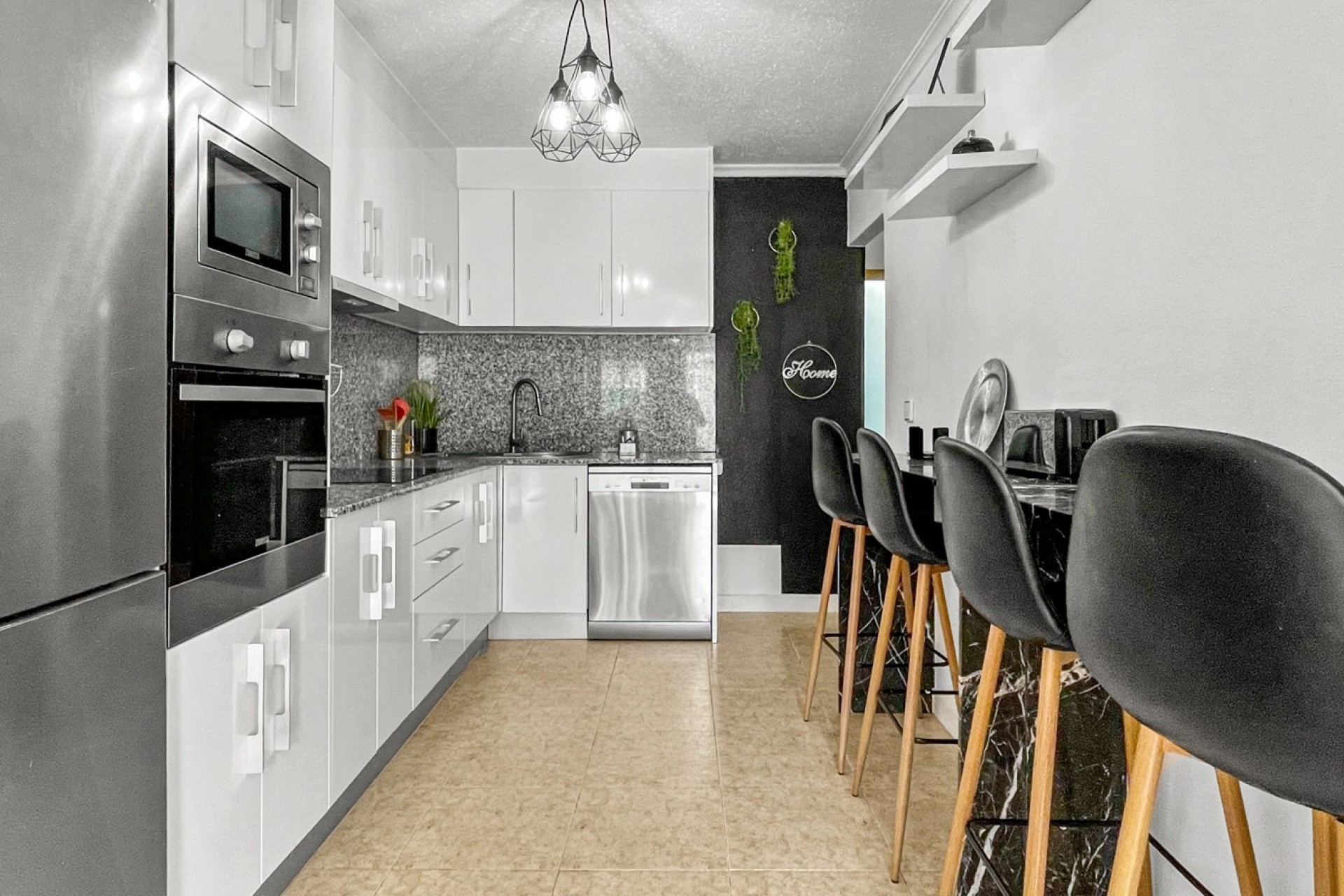 Återförsäljning - Bungalow -
Torrevieja - Costa Blanca
