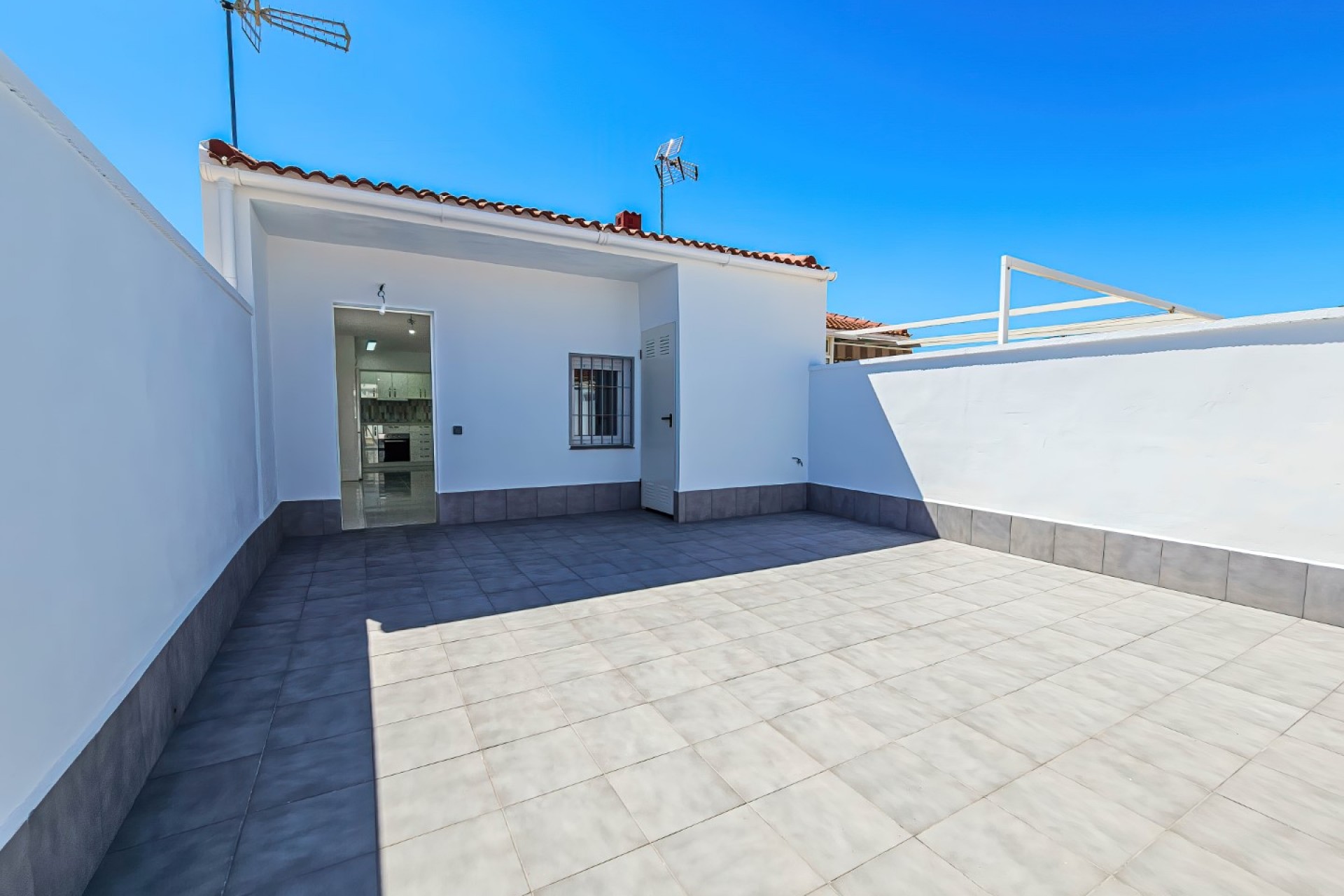 Återförsäljning - Bungalow -
Torrevieja - Costa Blanca