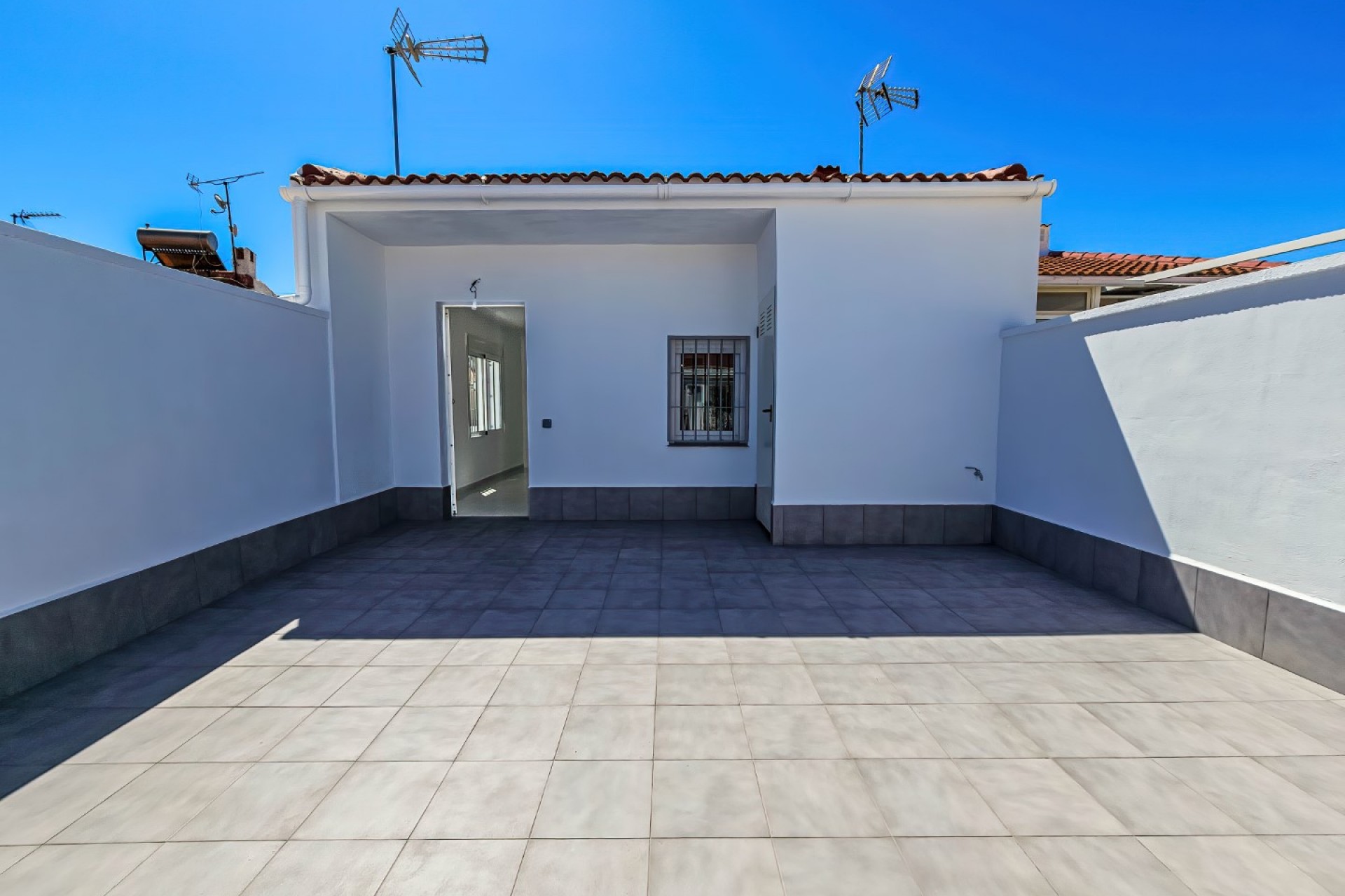 Återförsäljning - Bungalow -
Torrevieja - Costa Blanca