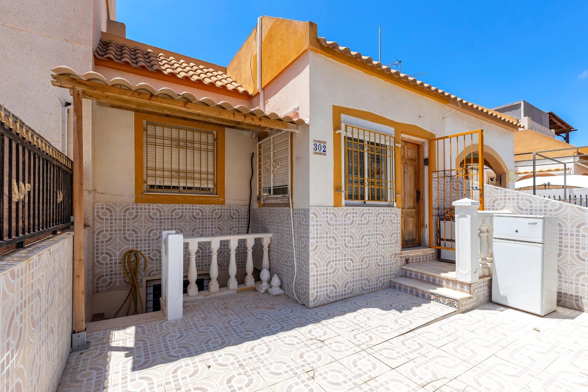 Återförsäljning - Bungalow -
Torrevieja - El Limonar