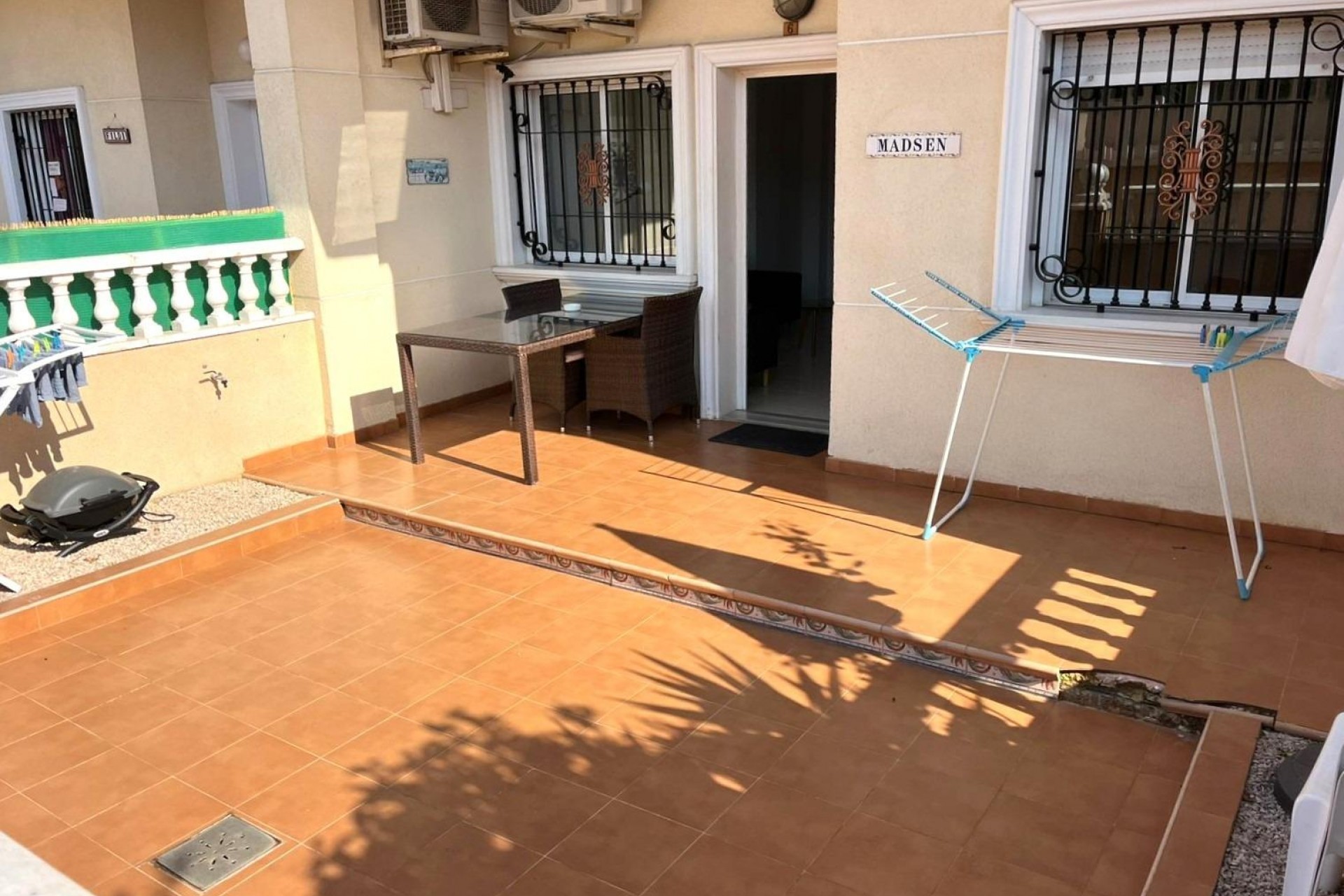 Återförsäljning - Bungalow -
Torrevieja - Estacion De Autobuses