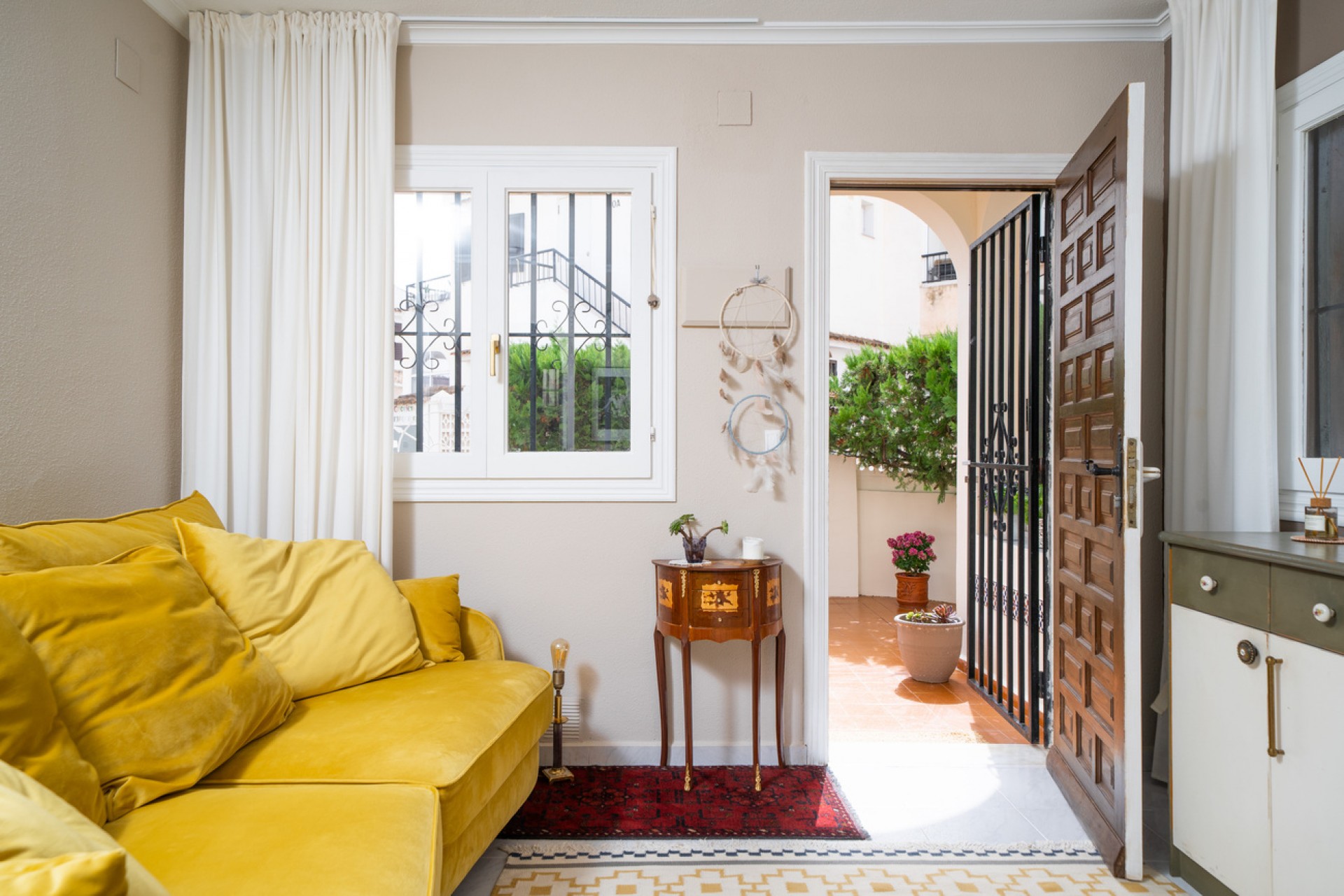 Återförsäljning - Bungalow -
Torrevieja - La Mata