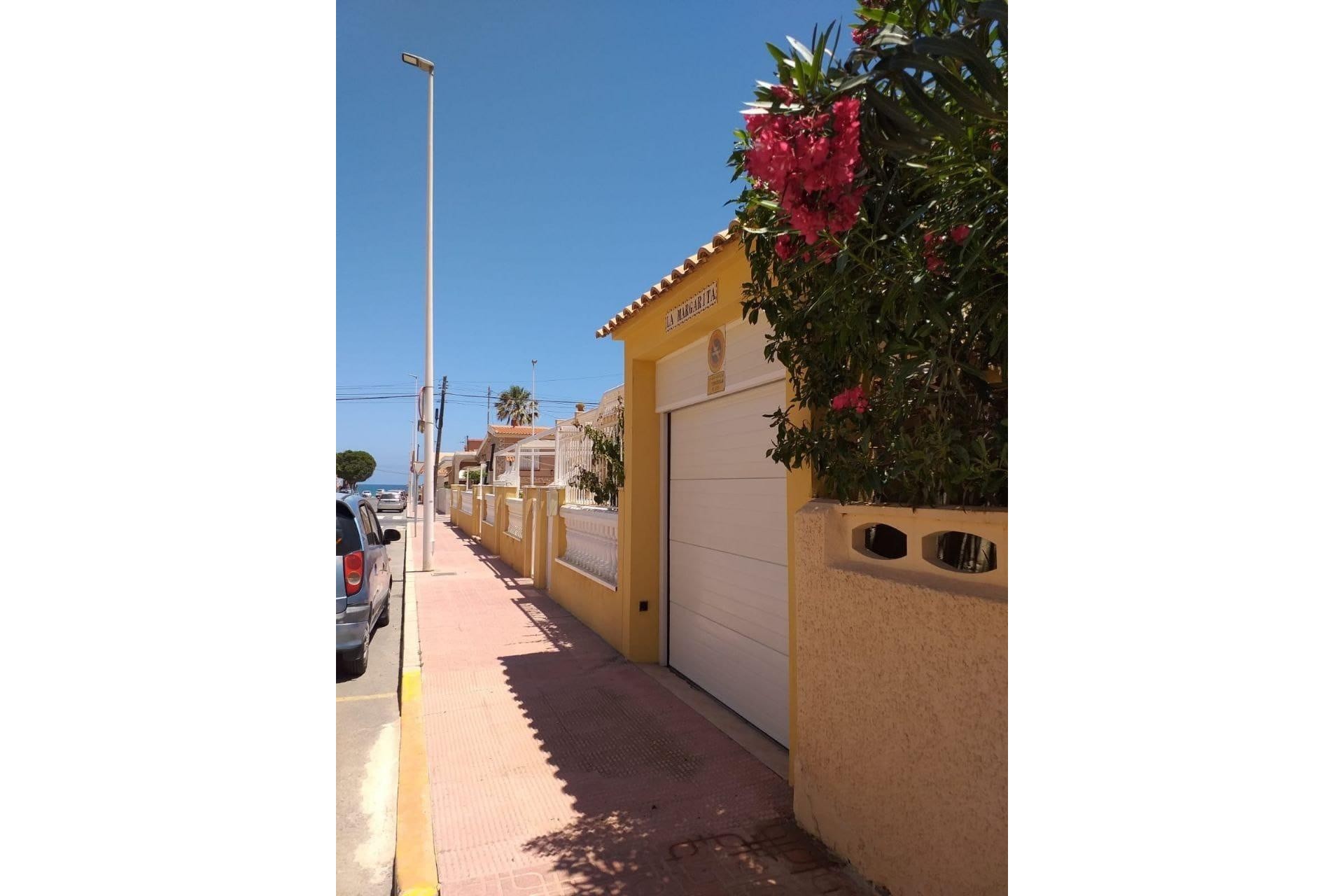 Återförsäljning - Bungalow -
Torrevieja - La Mata