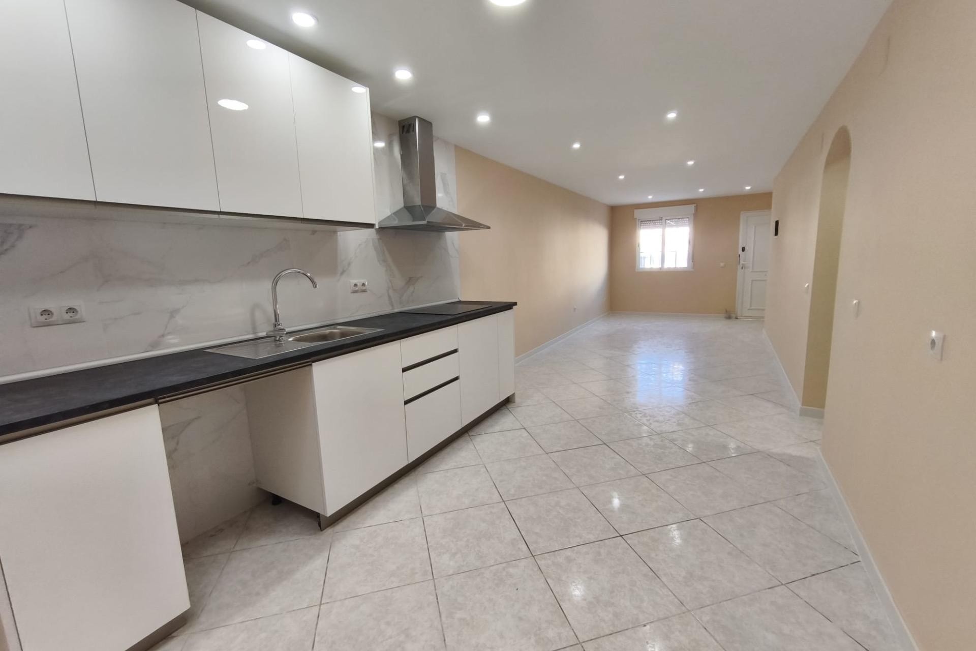 Återförsäljning - Bungalow -
Torrevieja - La Siesta - El Salado - Torreta