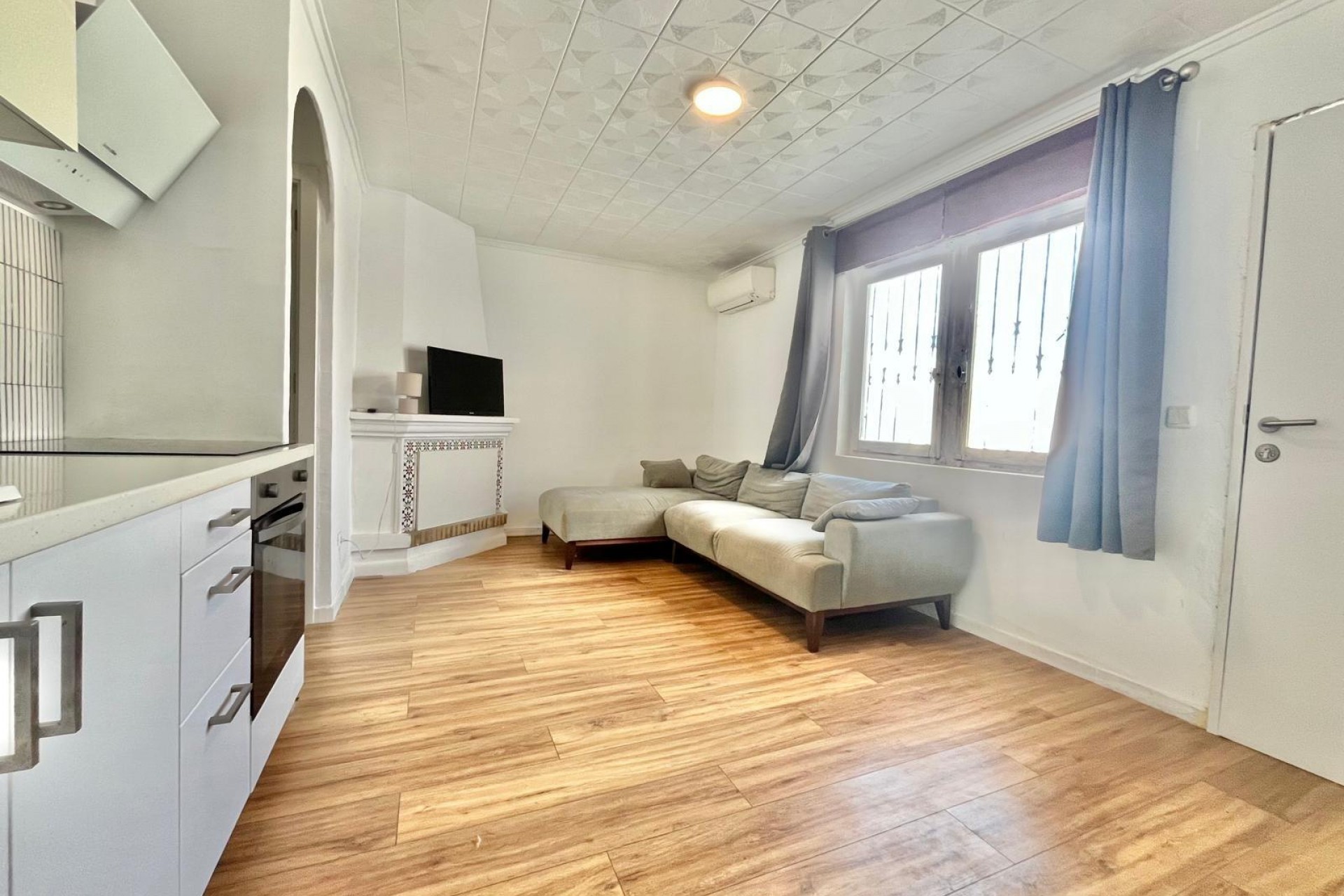 Återförsäljning - Bungalow -
Torrevieja - La Siesta - El Salado - Torreta