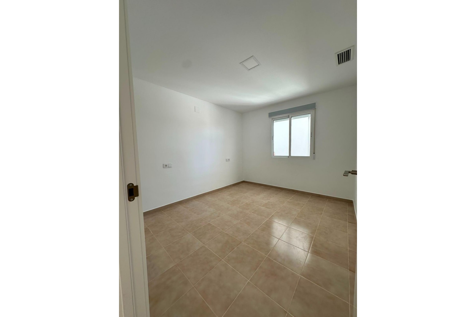Återförsäljning - Bungalow -
Torrevieja - La Siesta - El Salado - Torreta