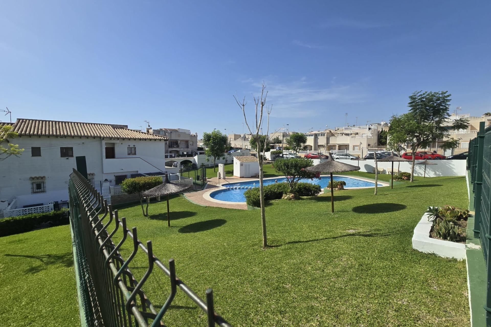Återförsäljning - Bungalow -
Torrevieja - Los Balcones
