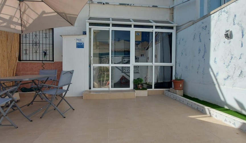 Återförsäljning - Bungalow -
Torrevieja - Los Balcones