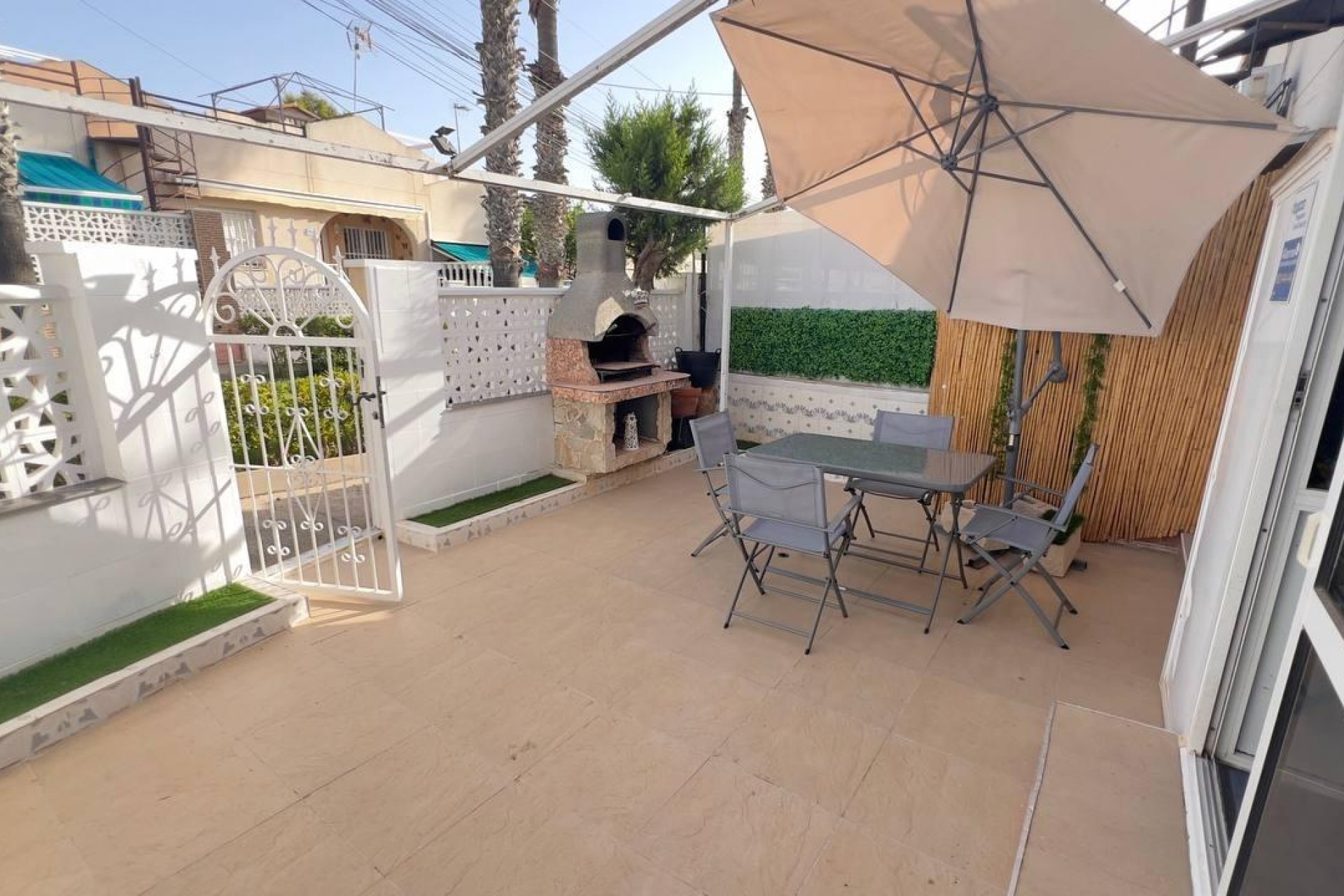 Återförsäljning - Bungalow -
Torrevieja - Los Balcones