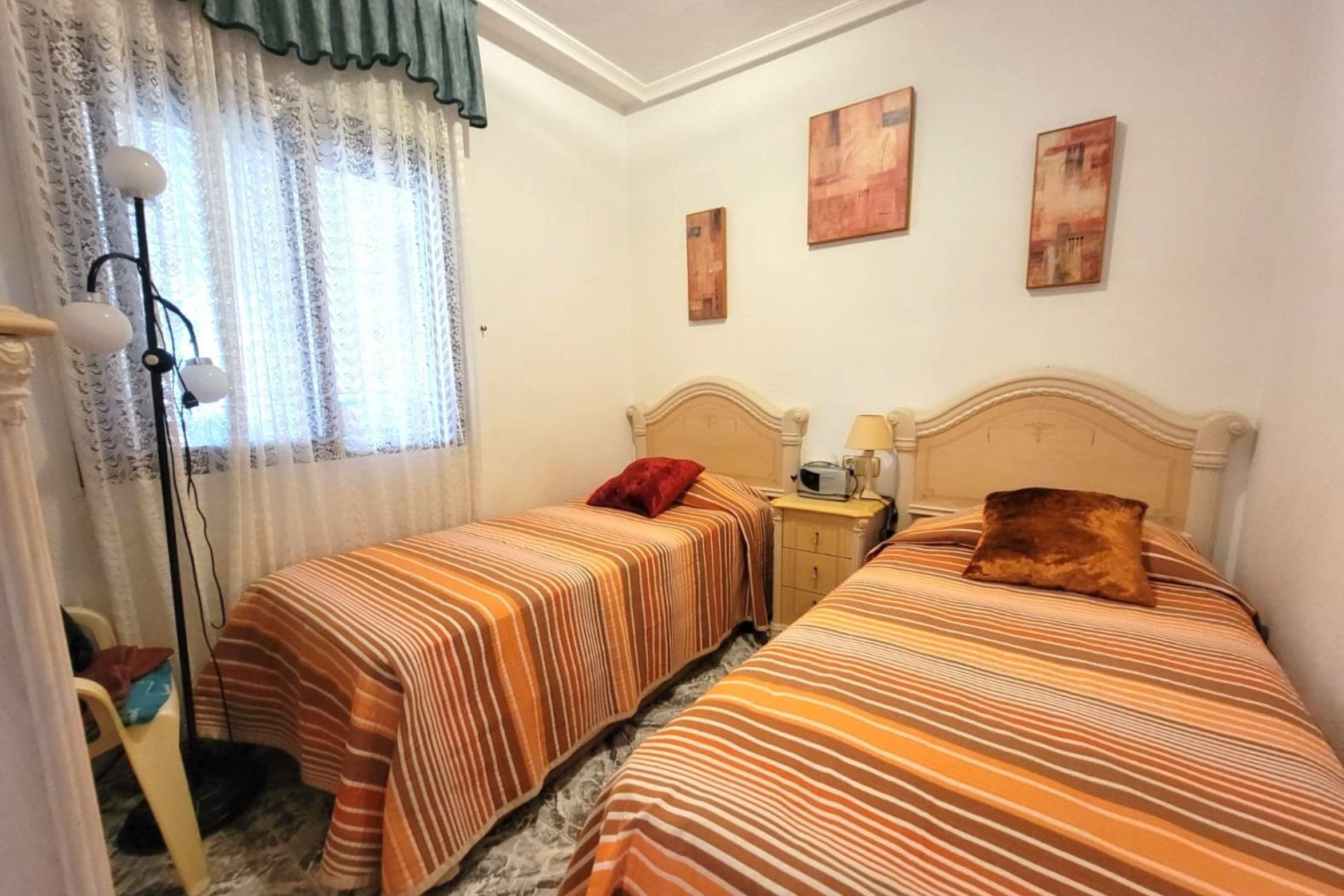 Återförsäljning - Bungalow -
Torrevieja - Los Frutales