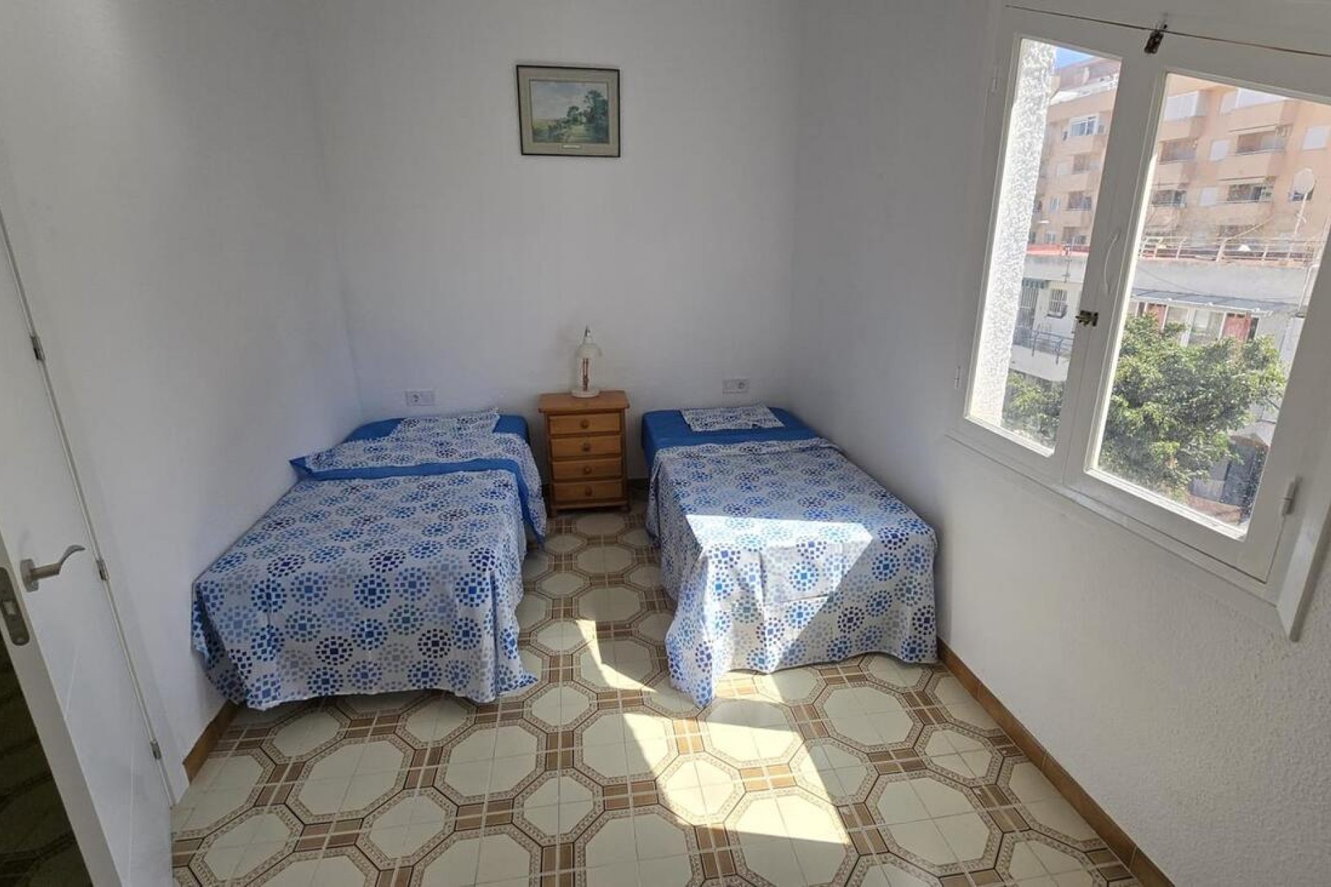 Återförsäljning - Bungalow -
Torrevieja - Nueva Torrevieja