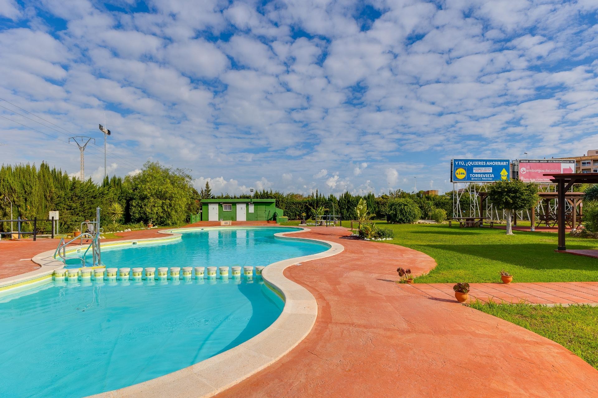 Återförsäljning - Bungalow -
Torrevieja - Parque Las Naciones