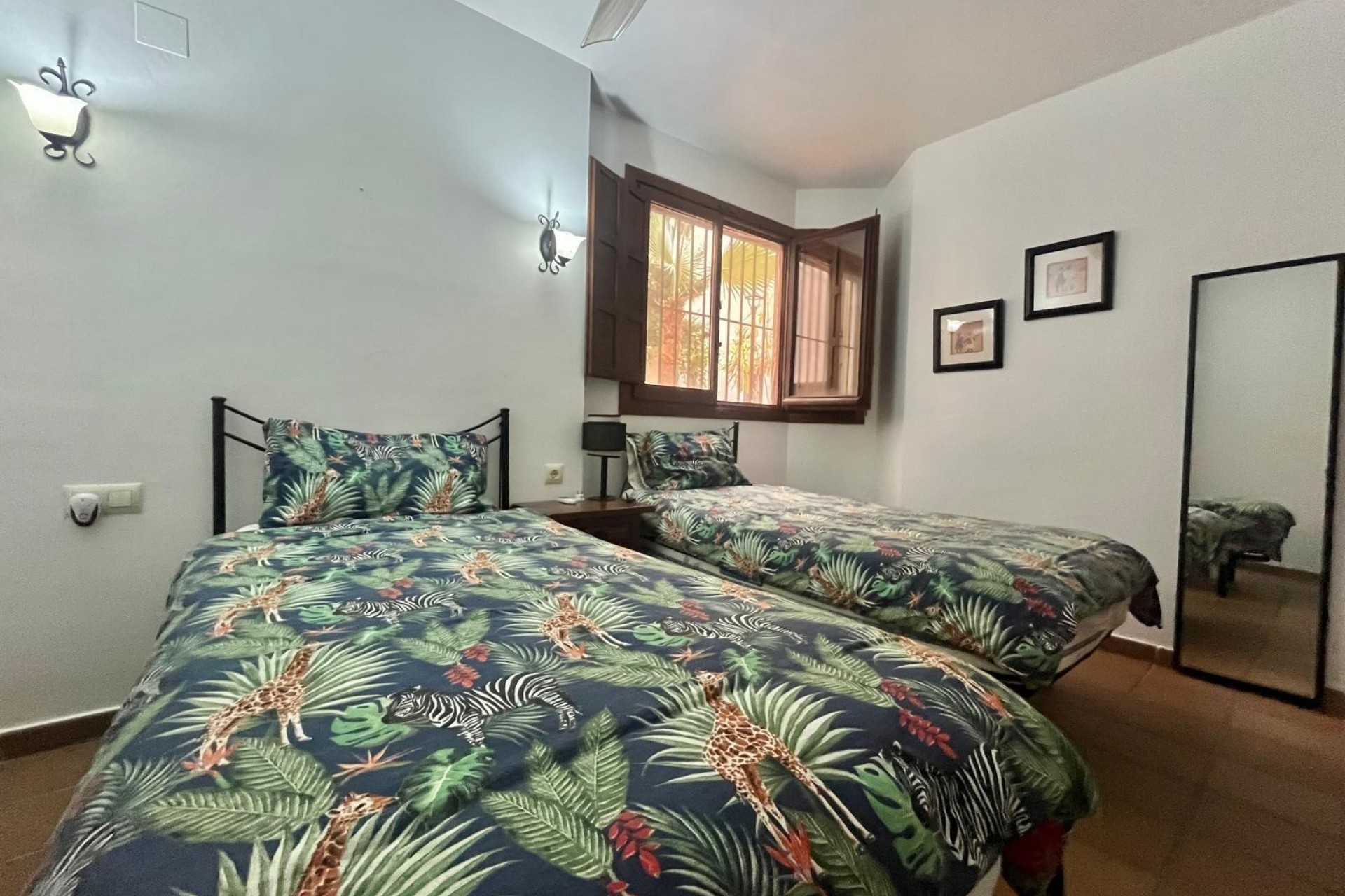 Återförsäljning - Bungalow -
Torrevieja - Punta Prima