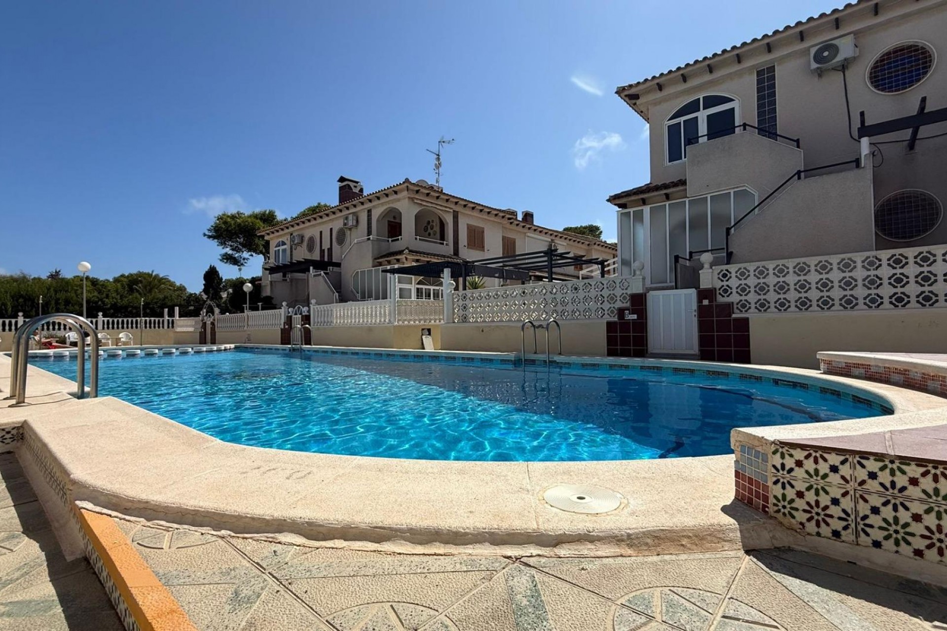 Återförsäljning - Bungalow -
Torrevieja - Punta Prima
