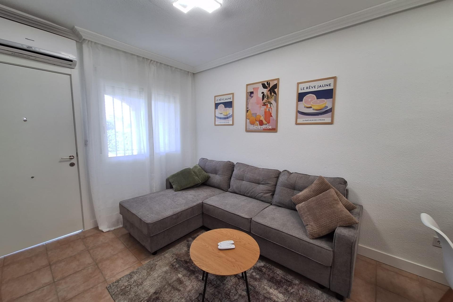 Återförsäljning - Bungalow -
Torrevieja - Sector 25