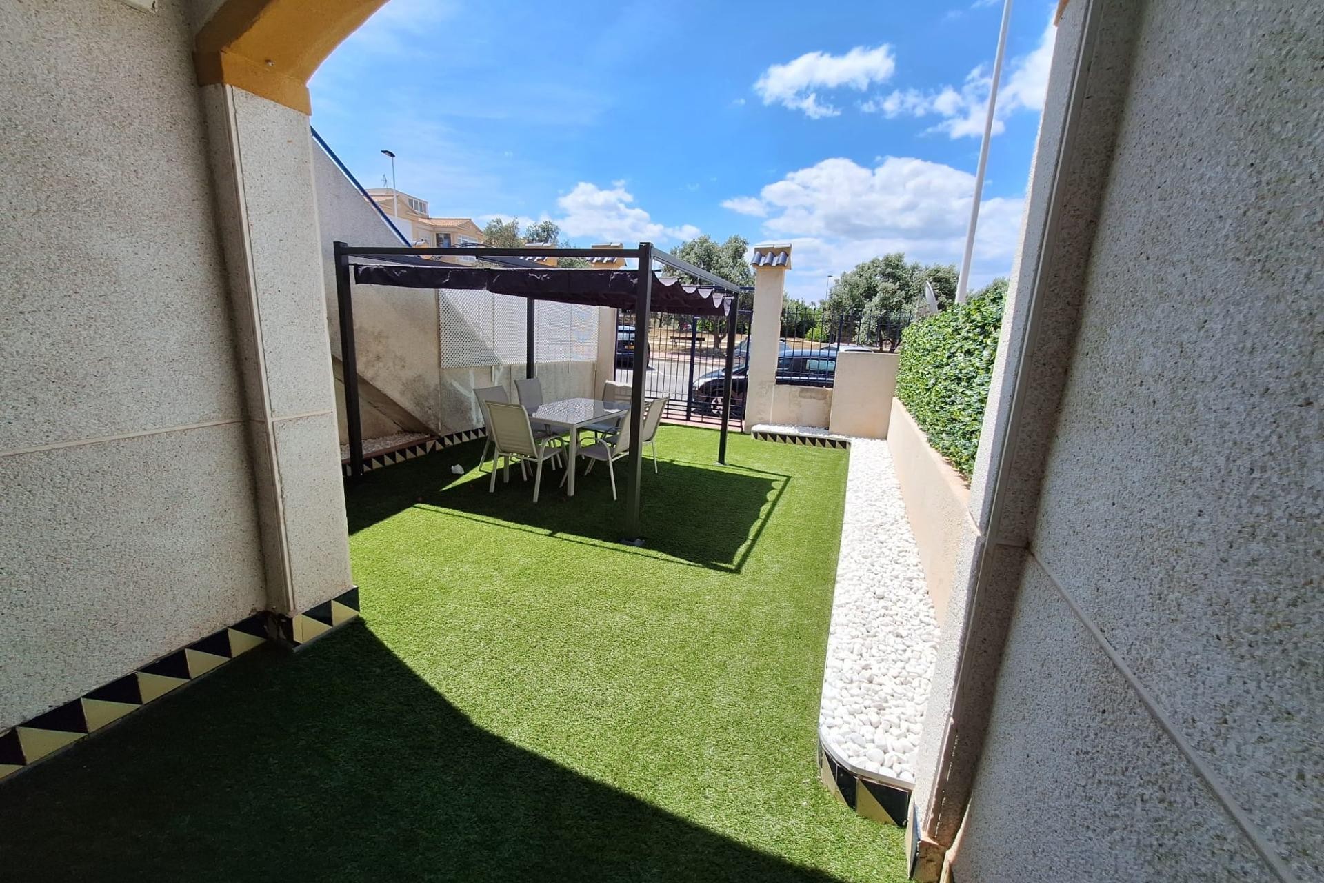 Återförsäljning - Bungalow -
Torrevieja - Sector 25