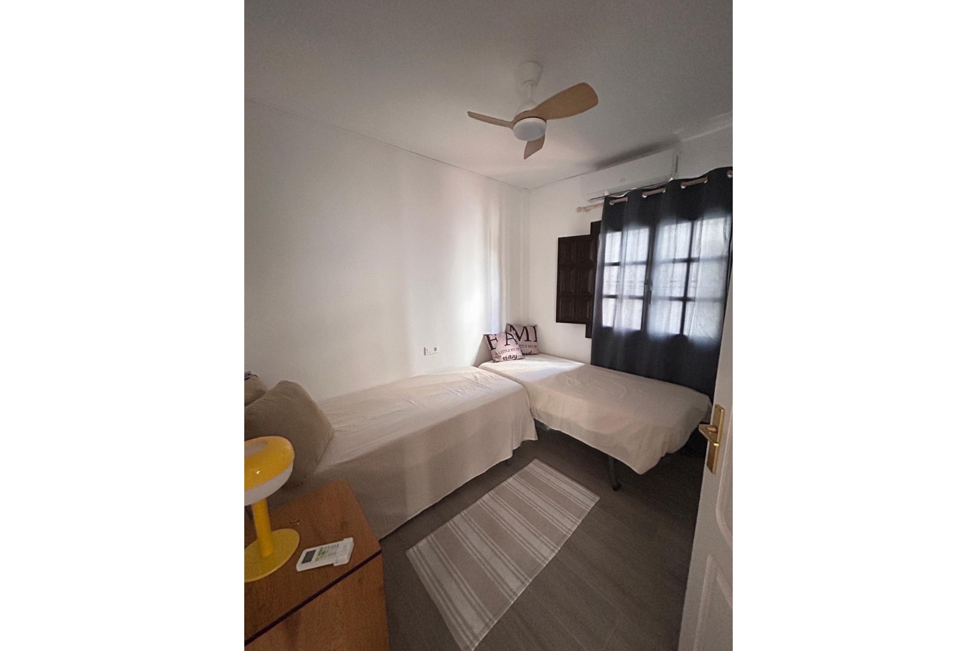 Återförsäljning - Bungalow -
Torrevieja - Torre La Mata