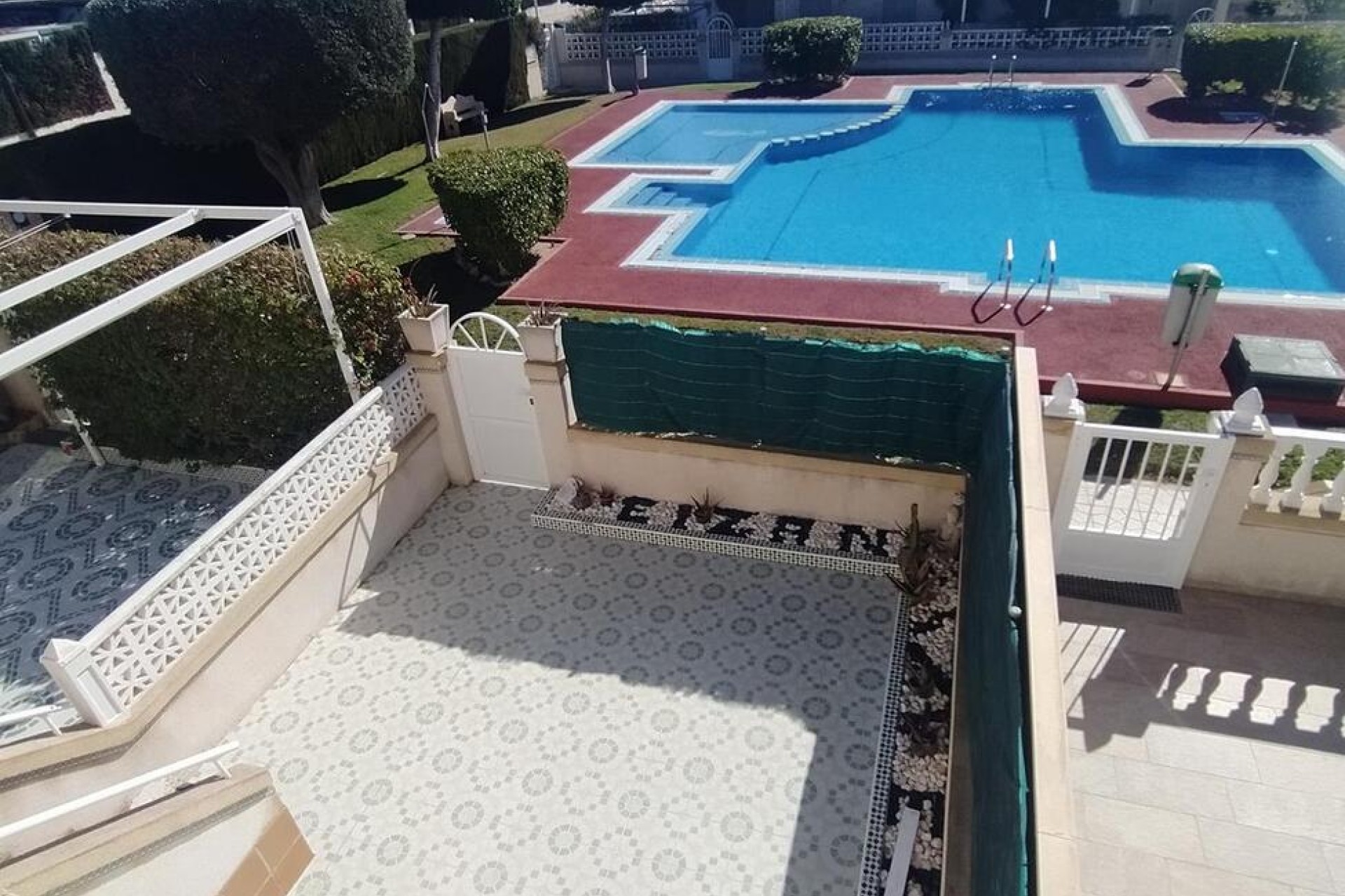 Återförsäljning - Bungalow -
Torrevieja - TORREBLANCA LA MATA