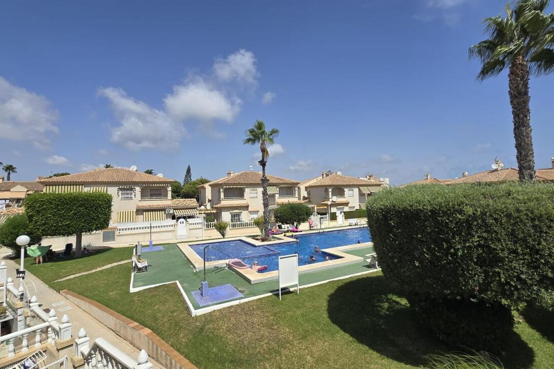 Återförsäljning - Bungalow -
Torrevieja - Torreblanca