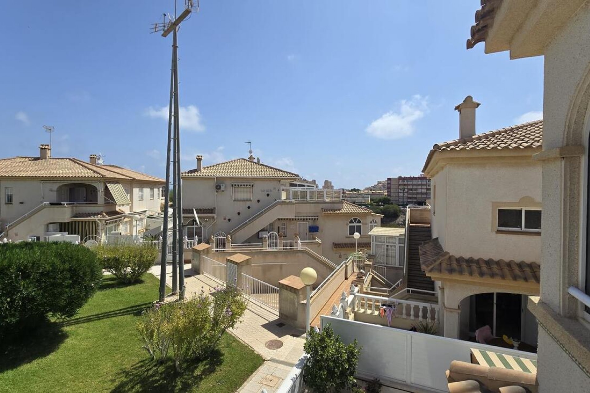 Återförsäljning - Bungalow -
Torrevieja - Torreblanca