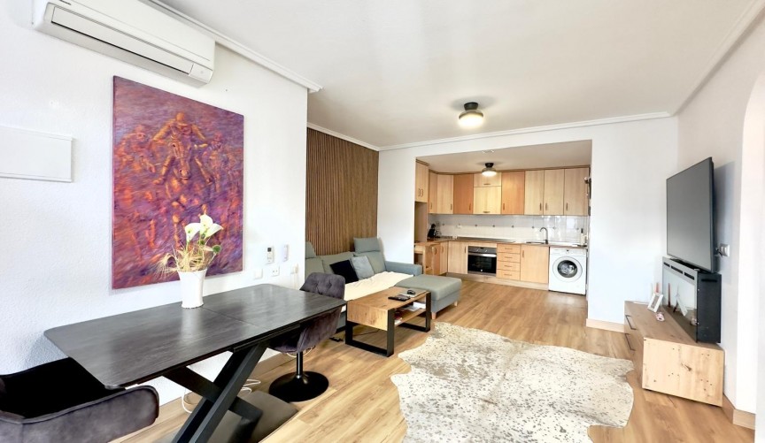 Återförsäljning - Bungalow -
Torrevieja - Torreblanca