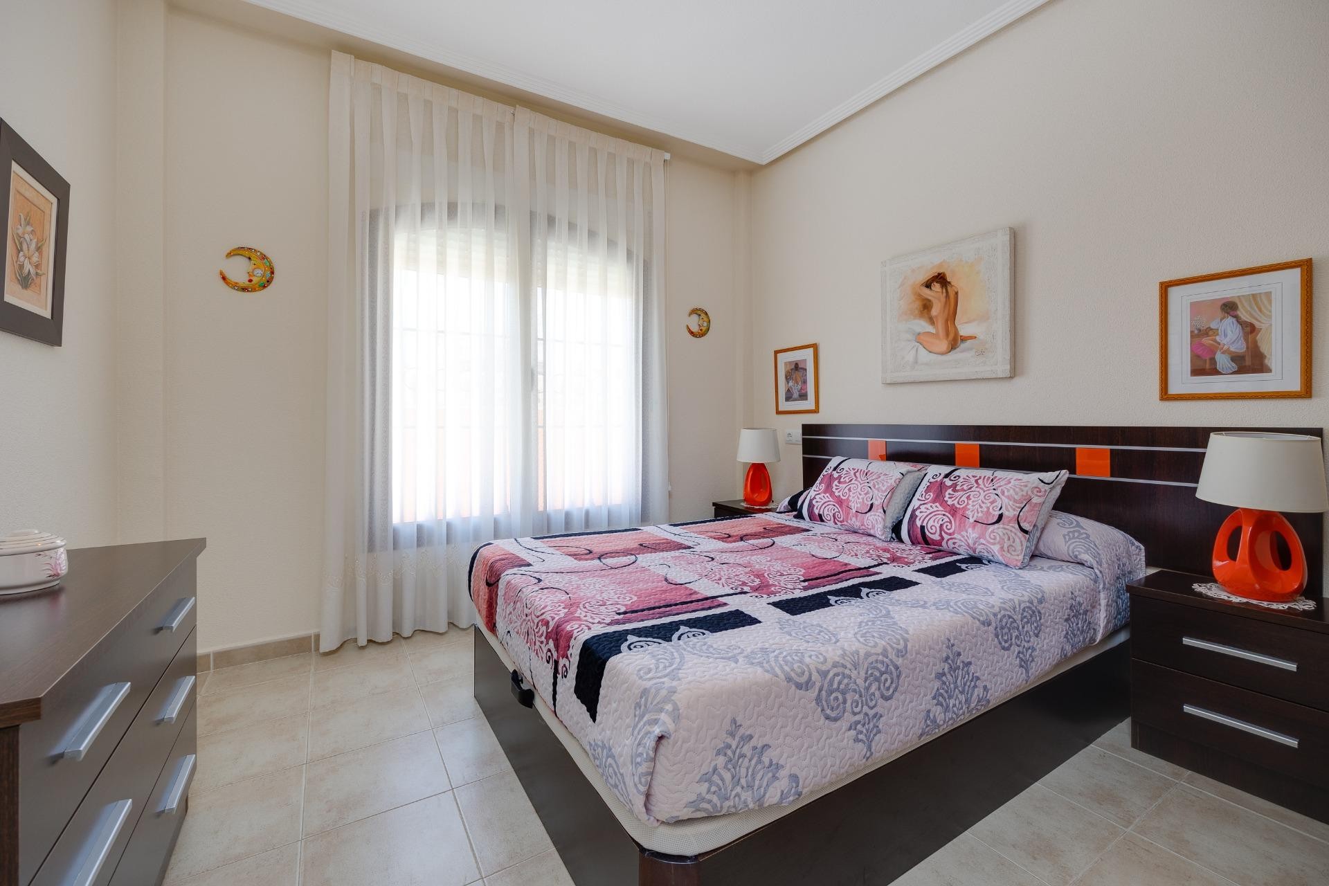 Återförsäljning - Bungalow -
Torrevieja - Torrejón