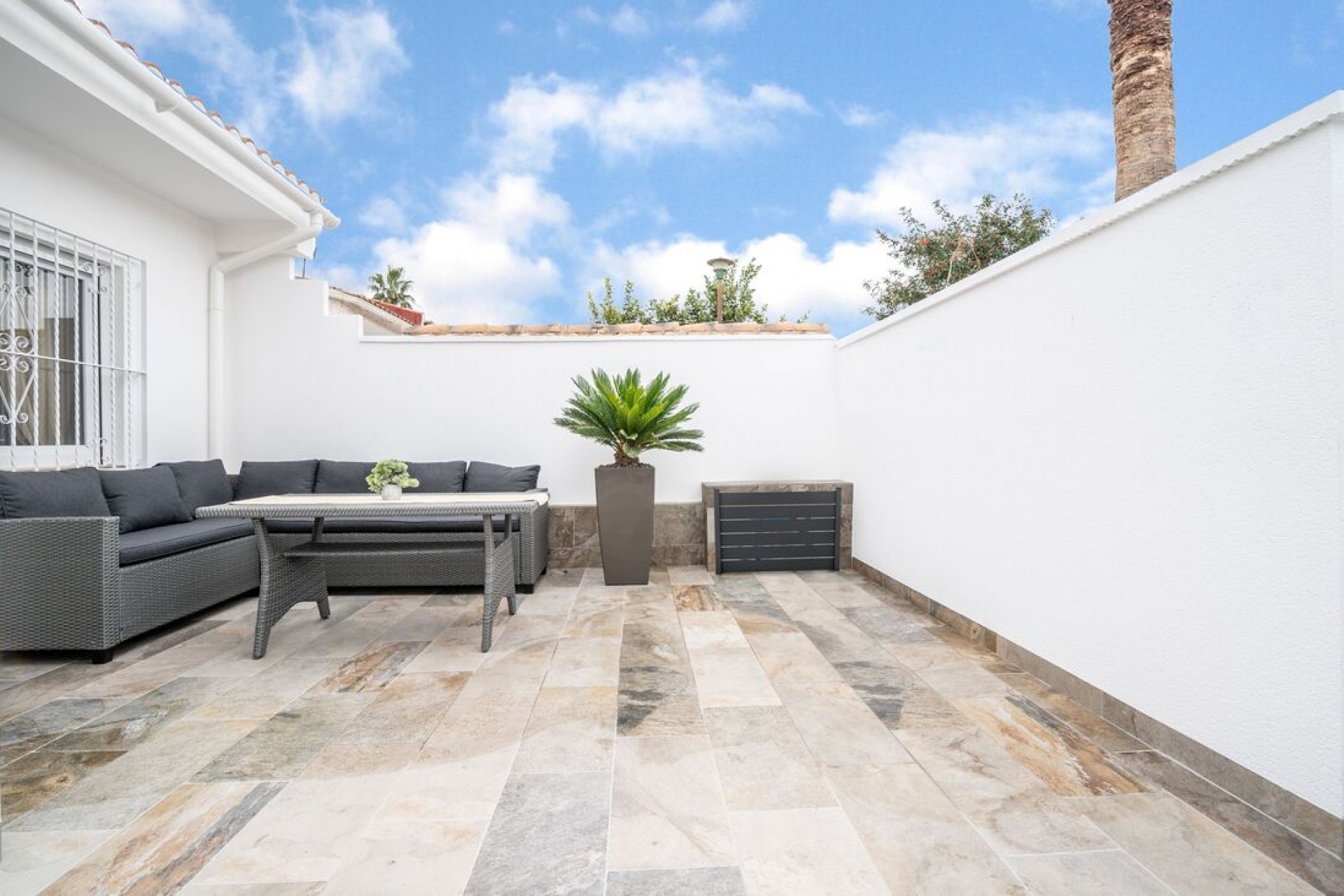 Återförsäljning - Bungalow -
Torrevieja - Torreta