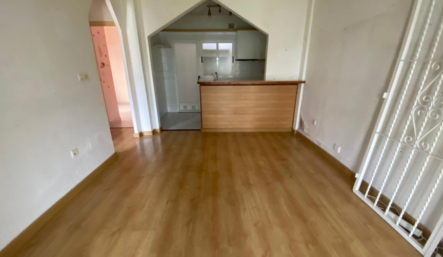 Återförsäljning - Bungalow -
Torrevieja - Torretas