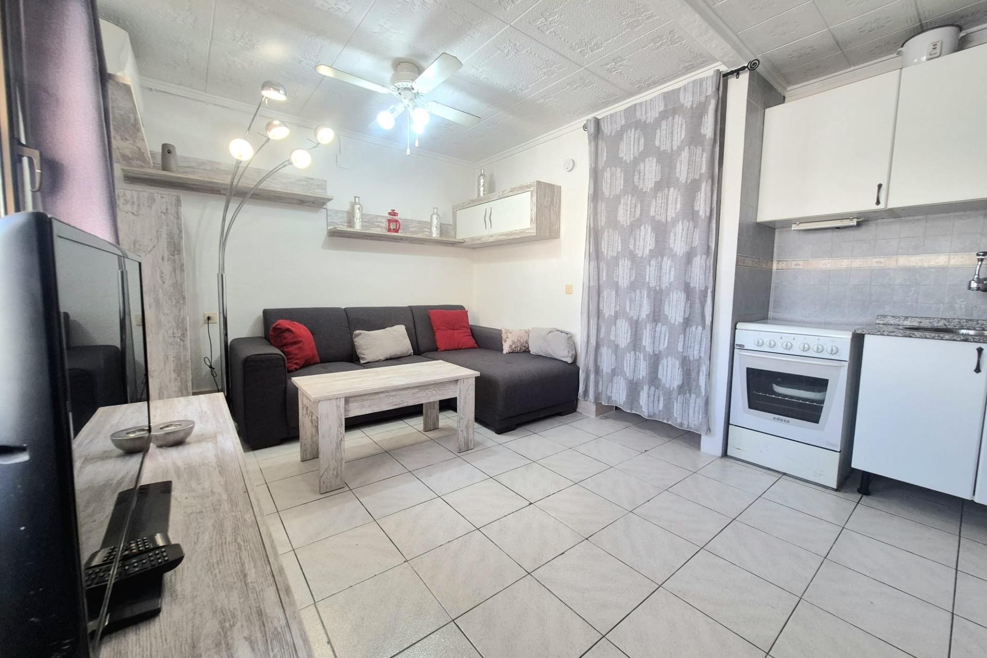 Återförsäljning - Bungalow -
Torrevieja - Torretas