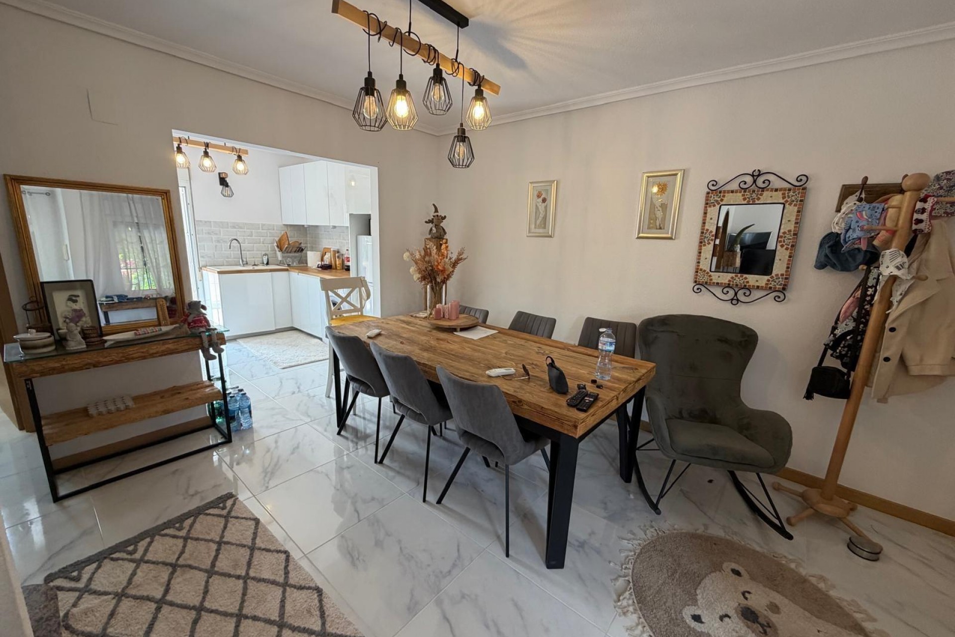Återförsäljning - Bungalow -
Torrevieja - Zona Los Frutales