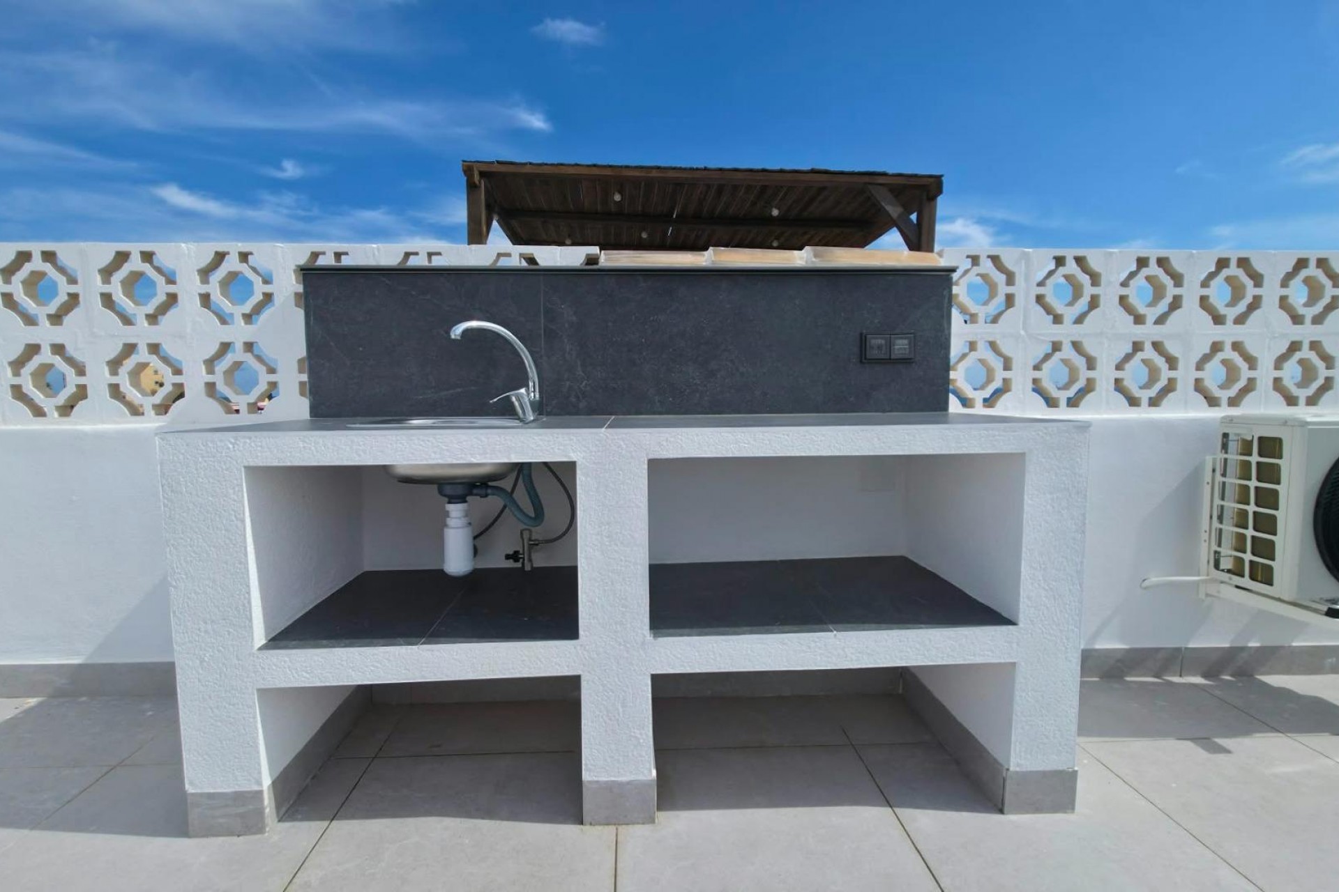 Återförsäljning - Bungalow -
Torrevieja - Zona Los Frutales
