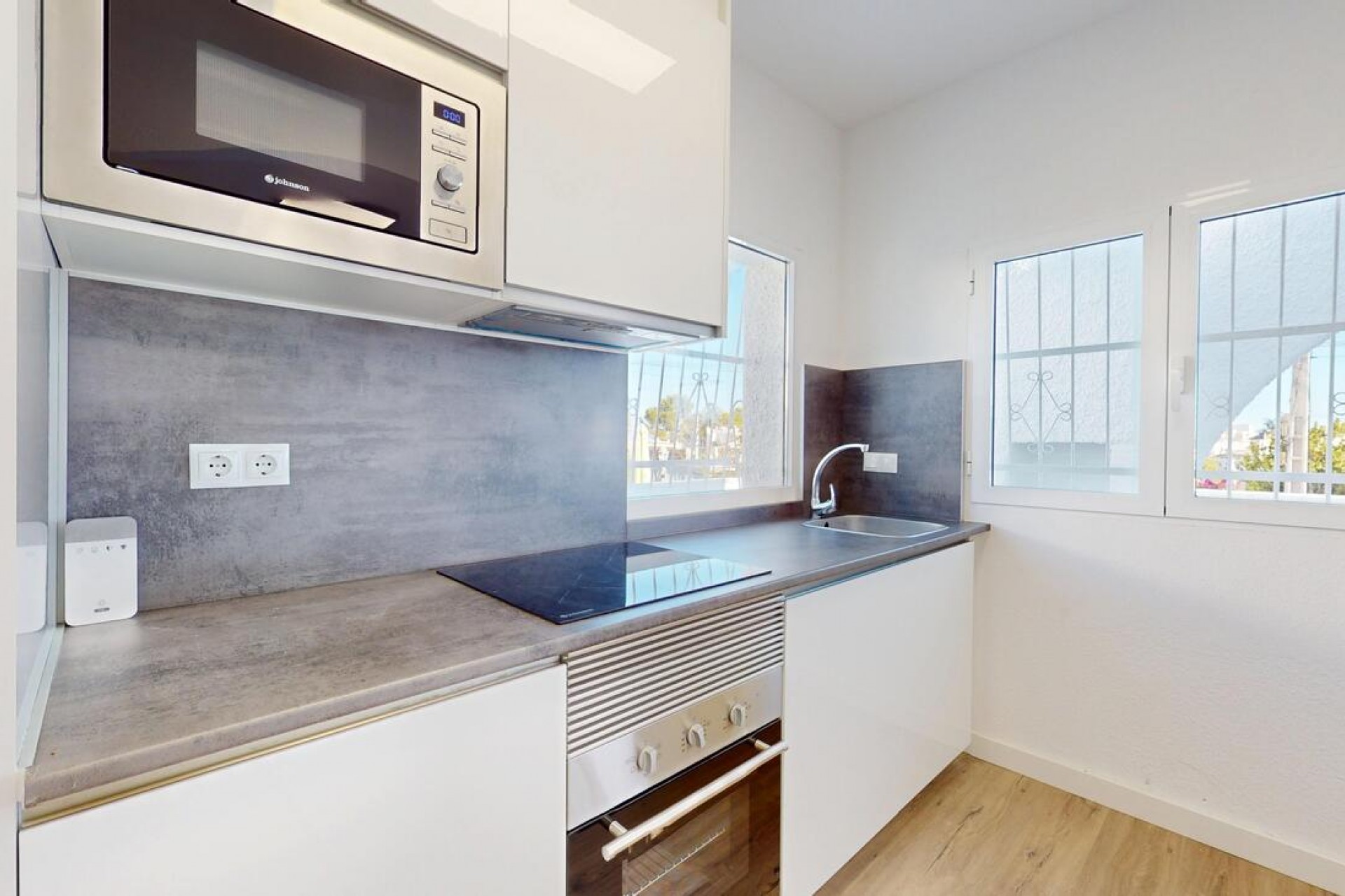 Återförsäljning - Bungalow -
Villamartin - Costa Blanca