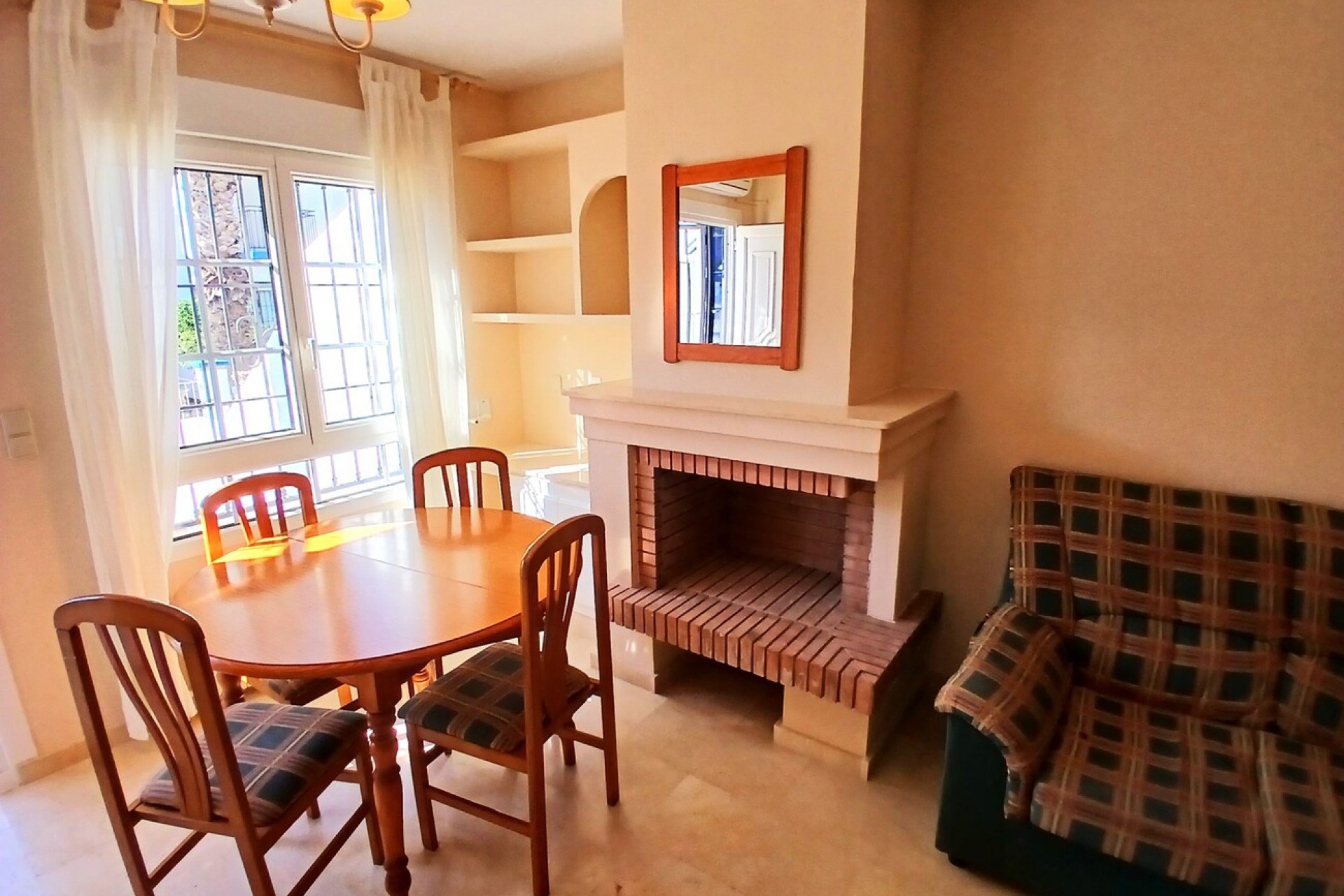 Återförsäljning - Bungalow -
Villamartin - Costa Blanca