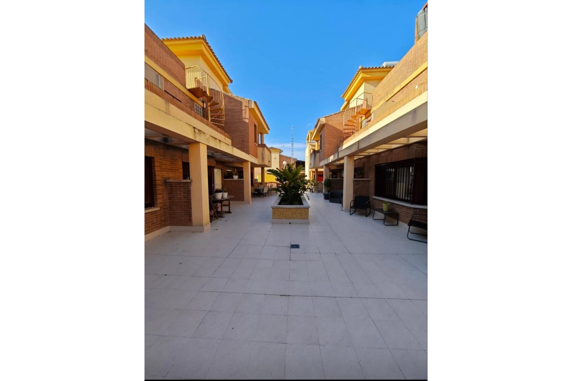 Återförsäljning - Duplex -
Benferri - Comunidad Valenciana