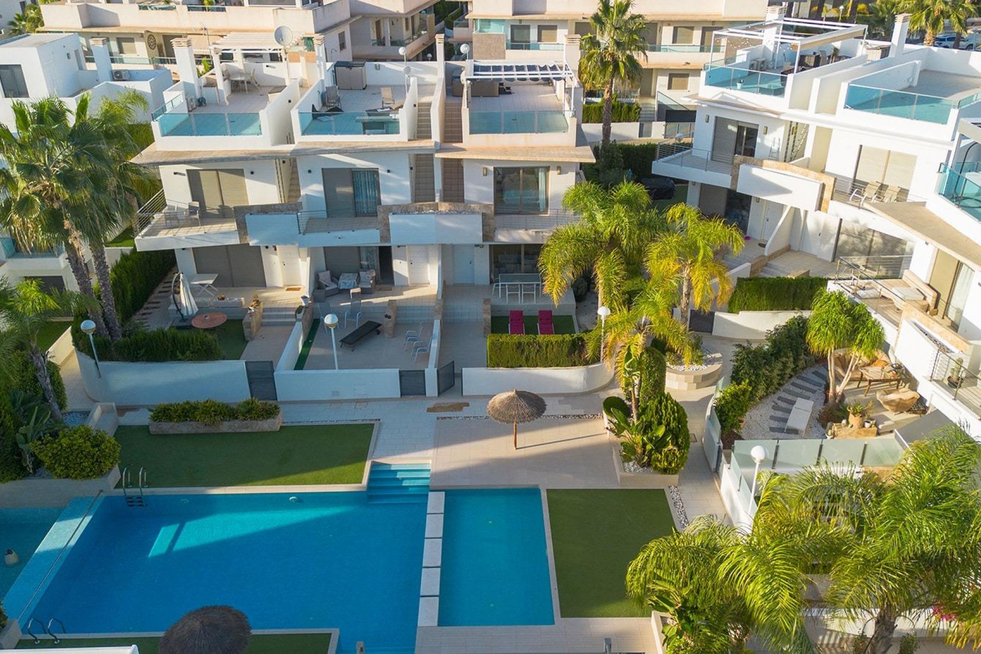 Återförsäljning - Duplex -
Ciudad Quesada - Costa Blanca Sur