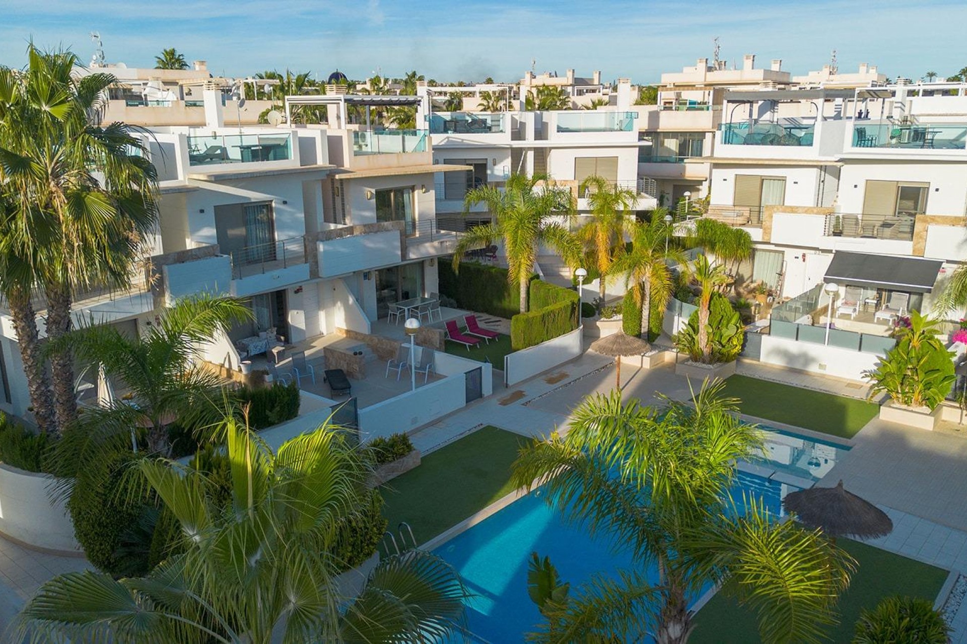 Återförsäljning - Duplex -
Ciudad Quesada - Costa Blanca Sur