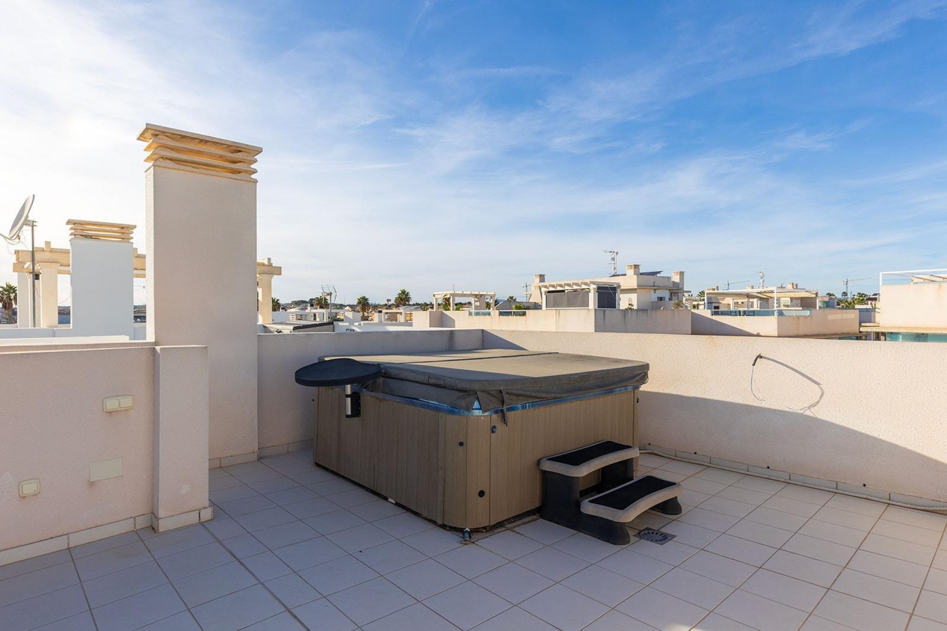 Återförsäljning - Duplex -
Ciudad Quesada - Costa Blanca Sur